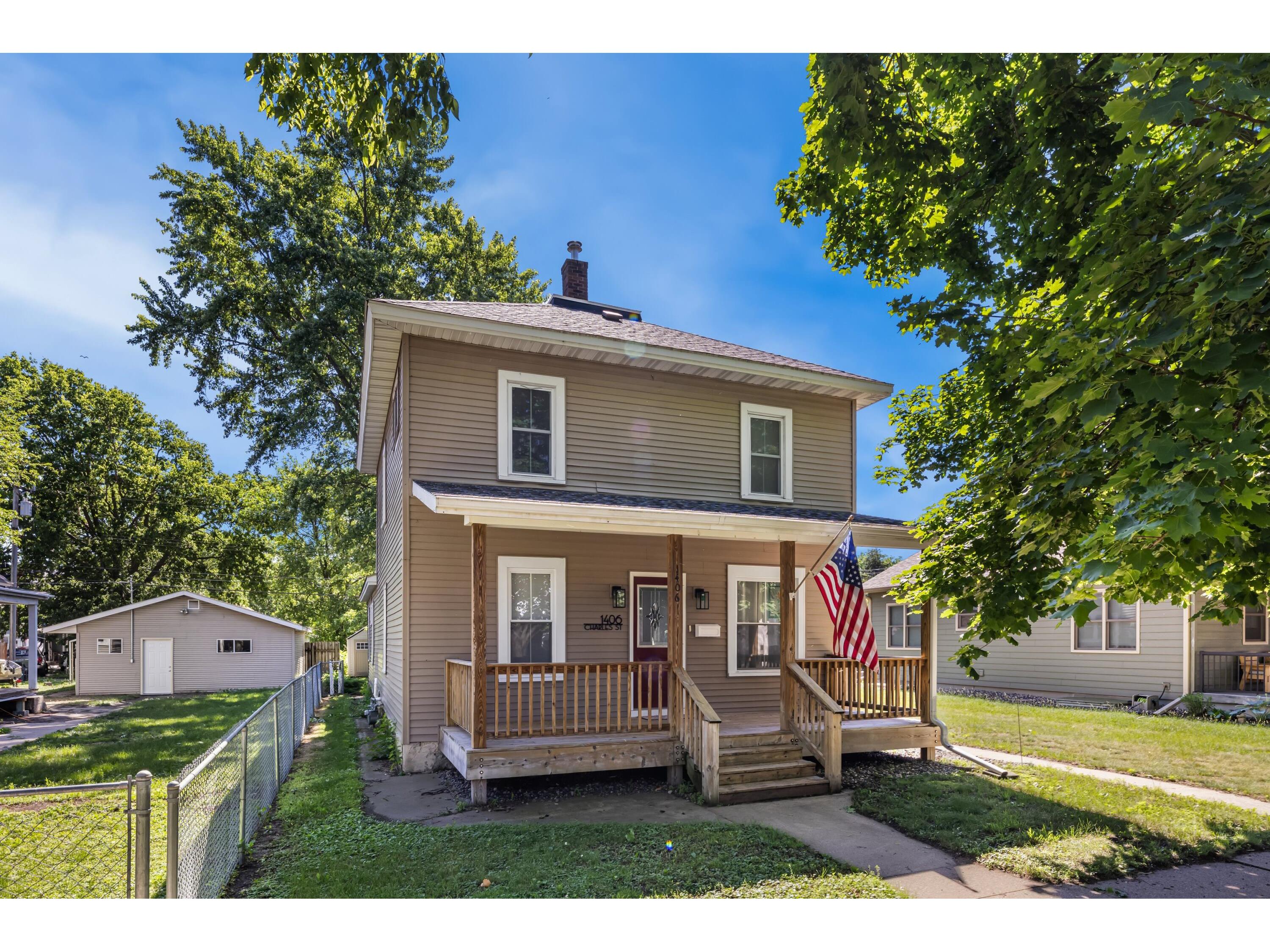 1406 Charles La Crosse WI 54603 1970786 image1