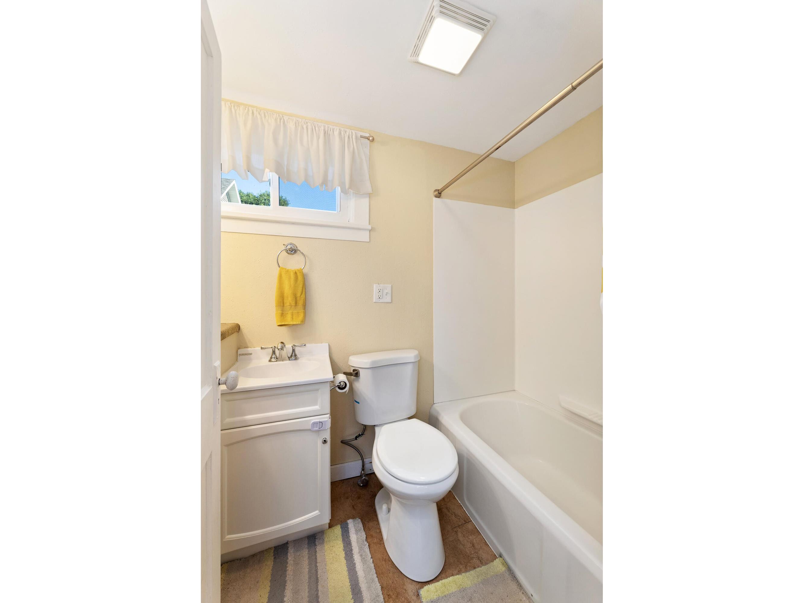 1406 Charles La Crosse WI 54603 1970786 image15