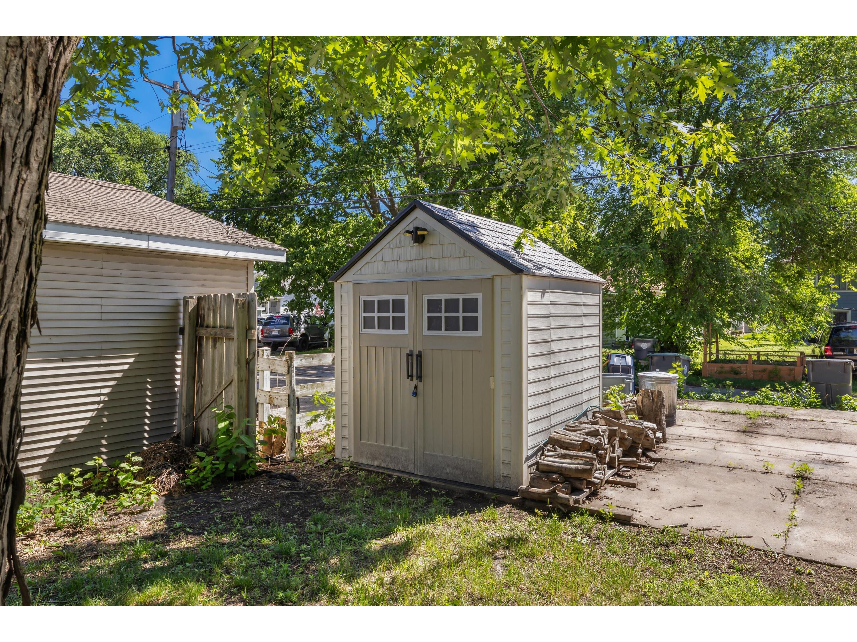 1406 Charles La Crosse WI 54603 1970786 image29