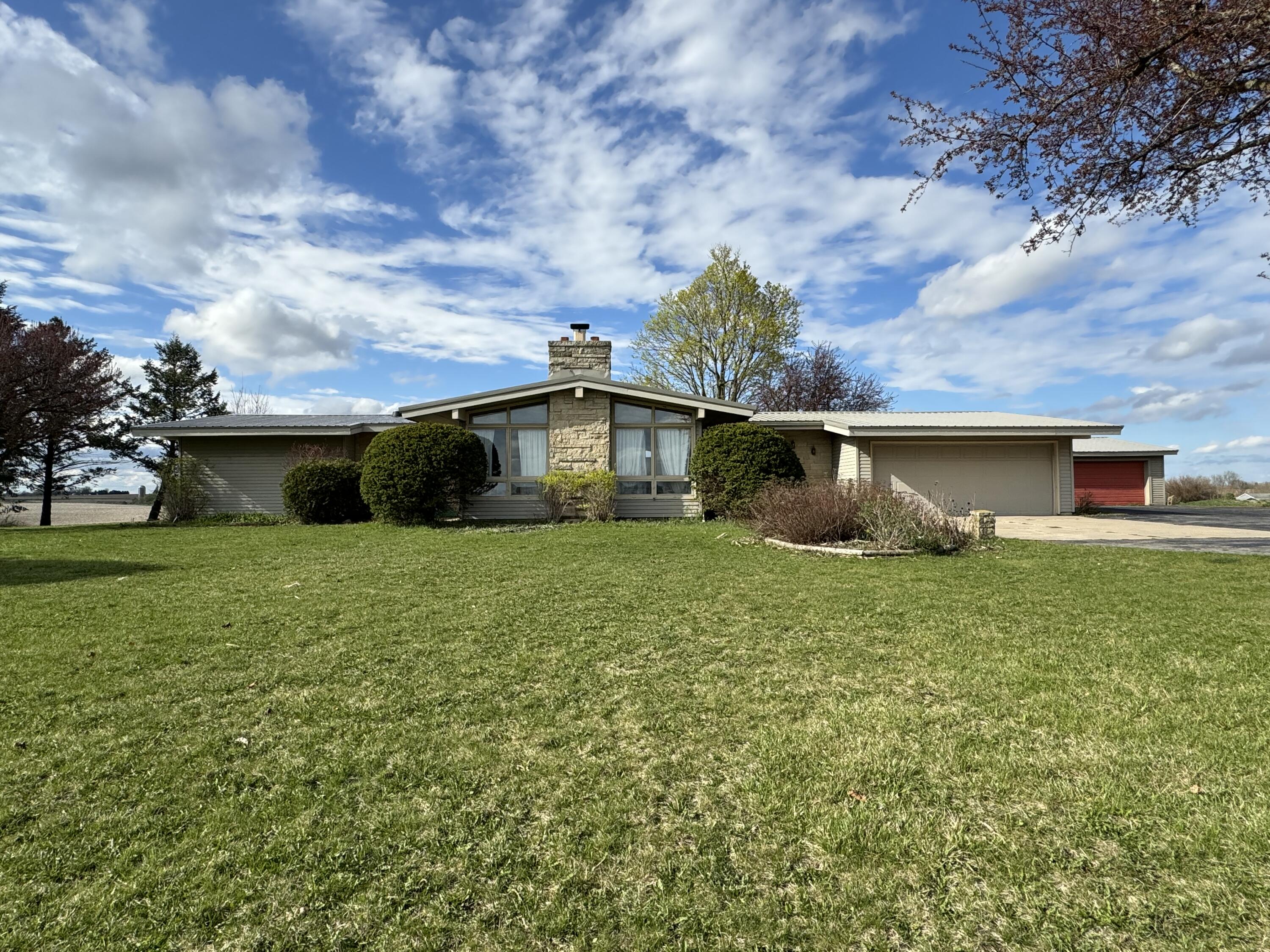 14067 State 76 Caledonia MN 55921 1872272 image1