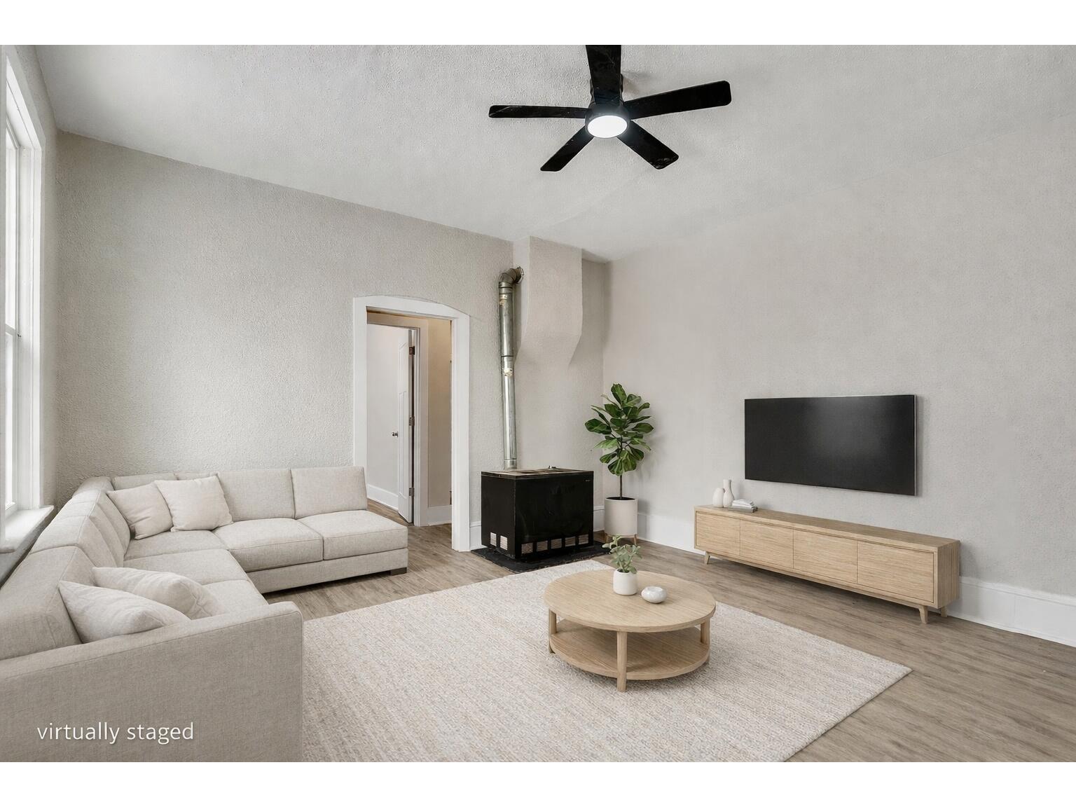 1407 4th La Crosse WI 54601 1957063 image11