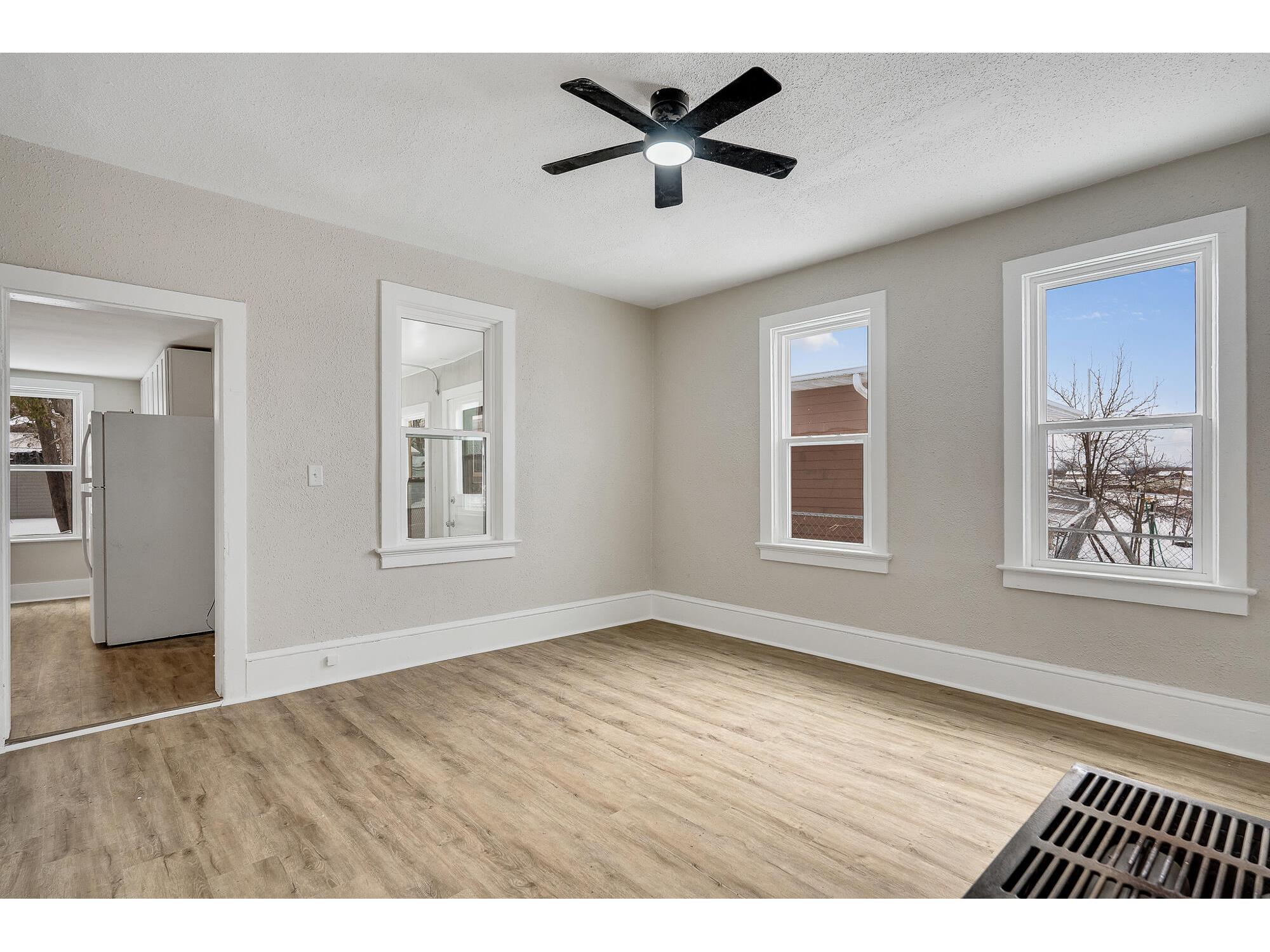 1407 4th La Crosse WI 54601 1957063 image13