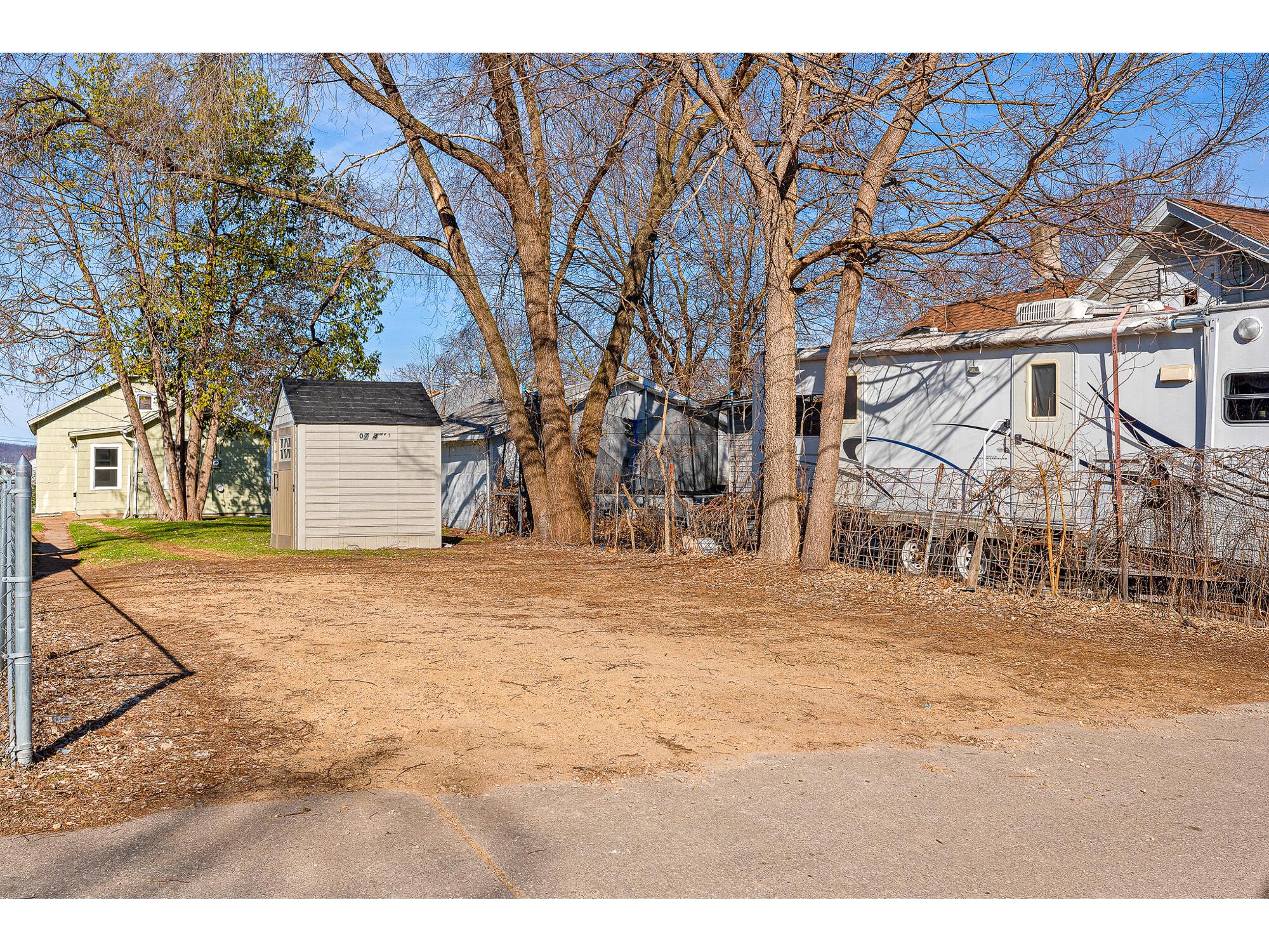 1407 4th La Crosse WI 54601 1957063 image25