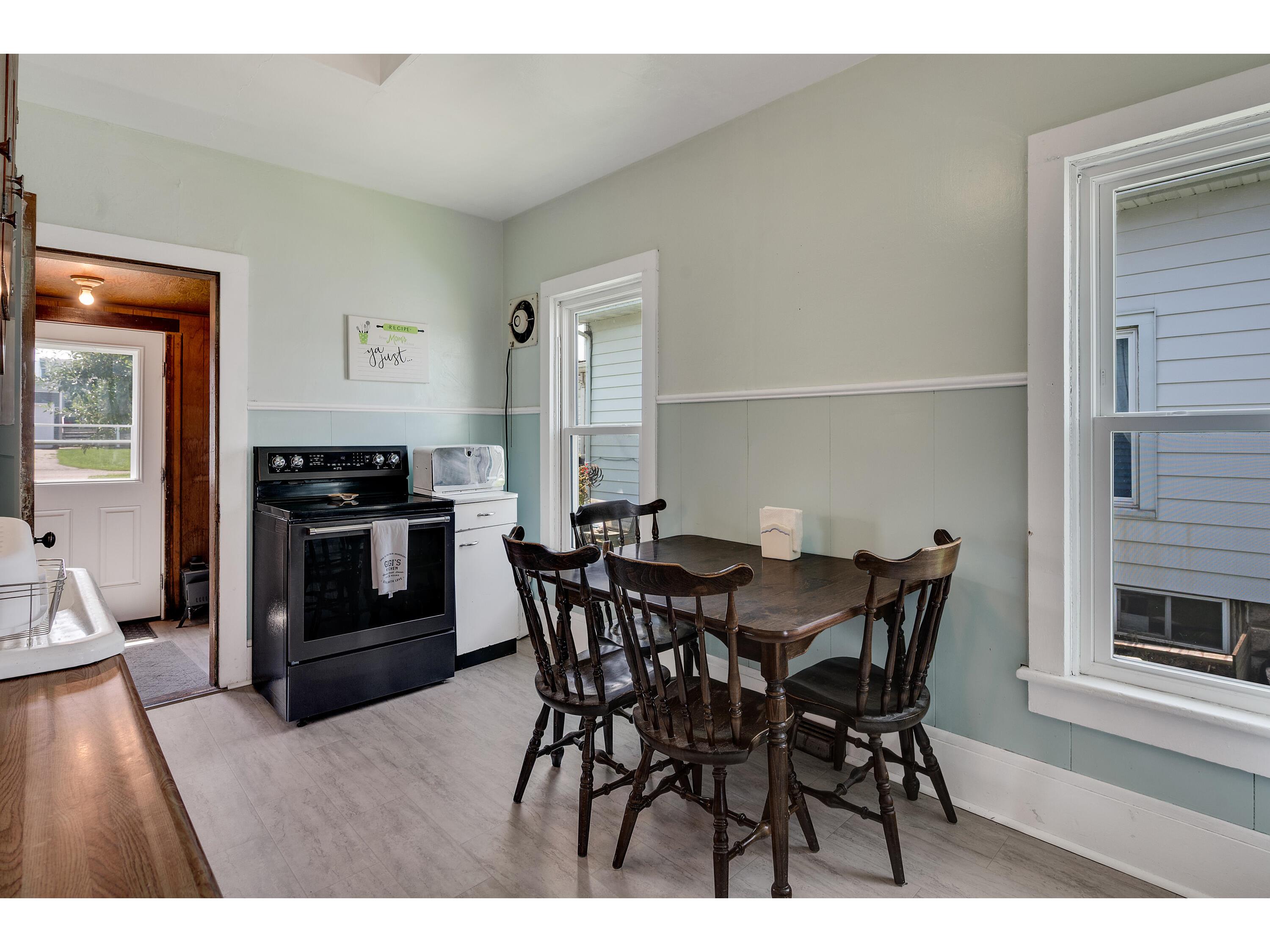 1407 Bangor Bangor WI 54614 1946253 image14