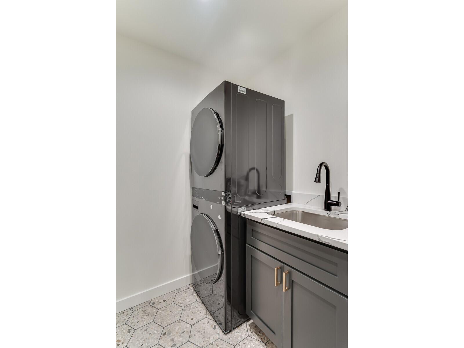 1407 Herb Holmen WI 54636 1951432 image12