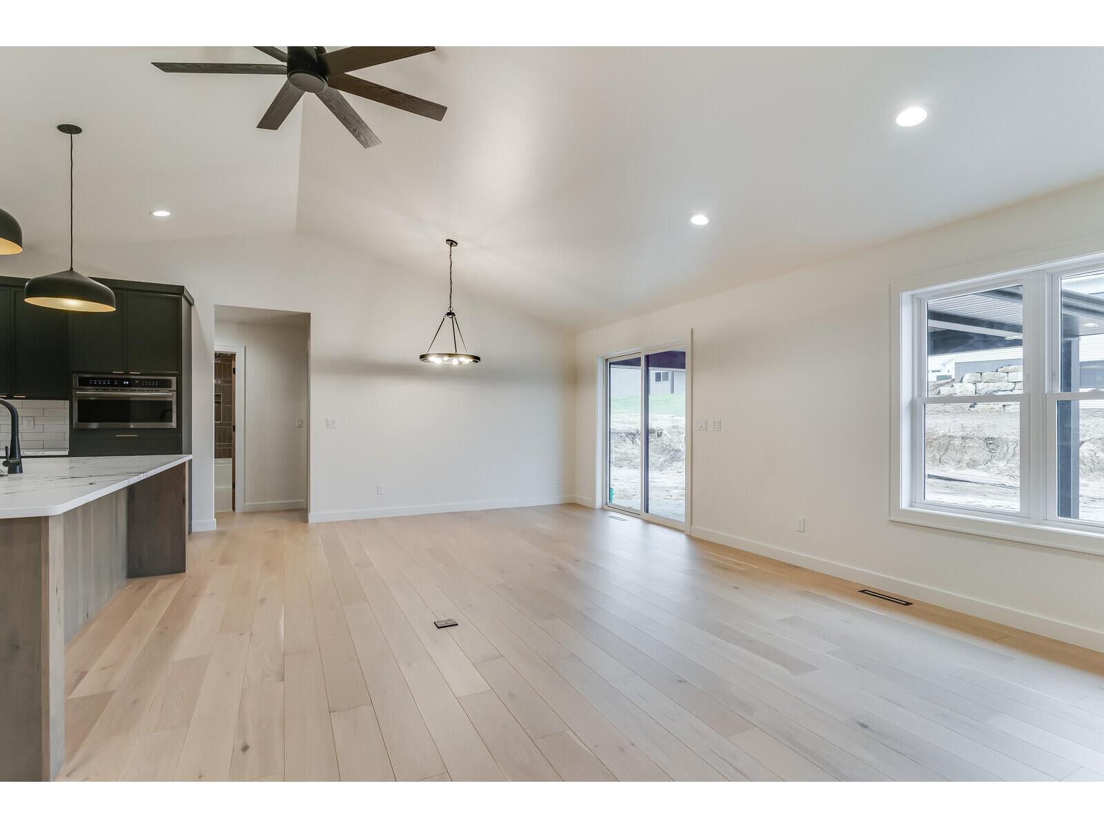 1407 Herb Holmen WI 54636 1951432 image6