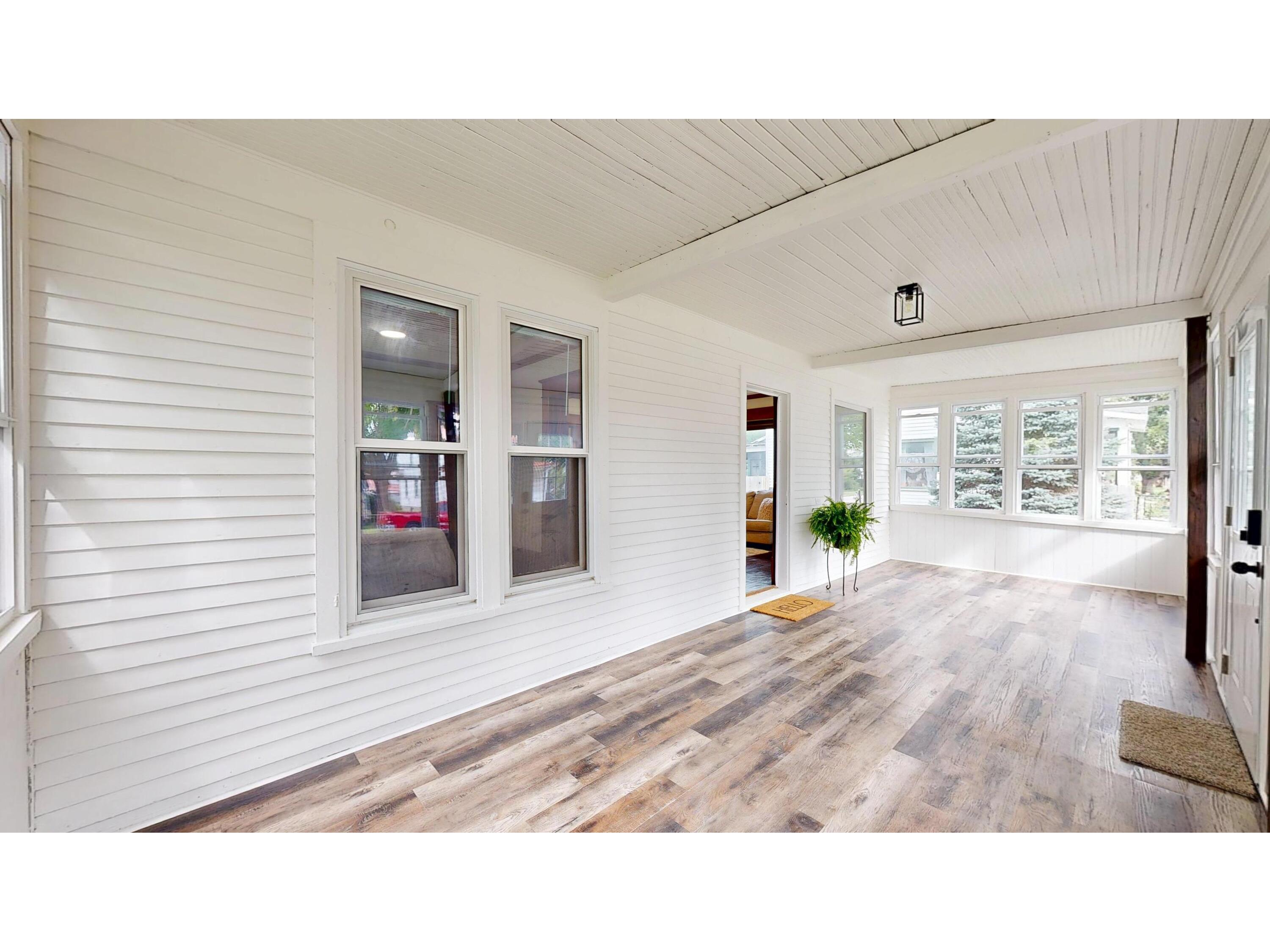 1407 McLean Tomah WI 54660 1940487 image32