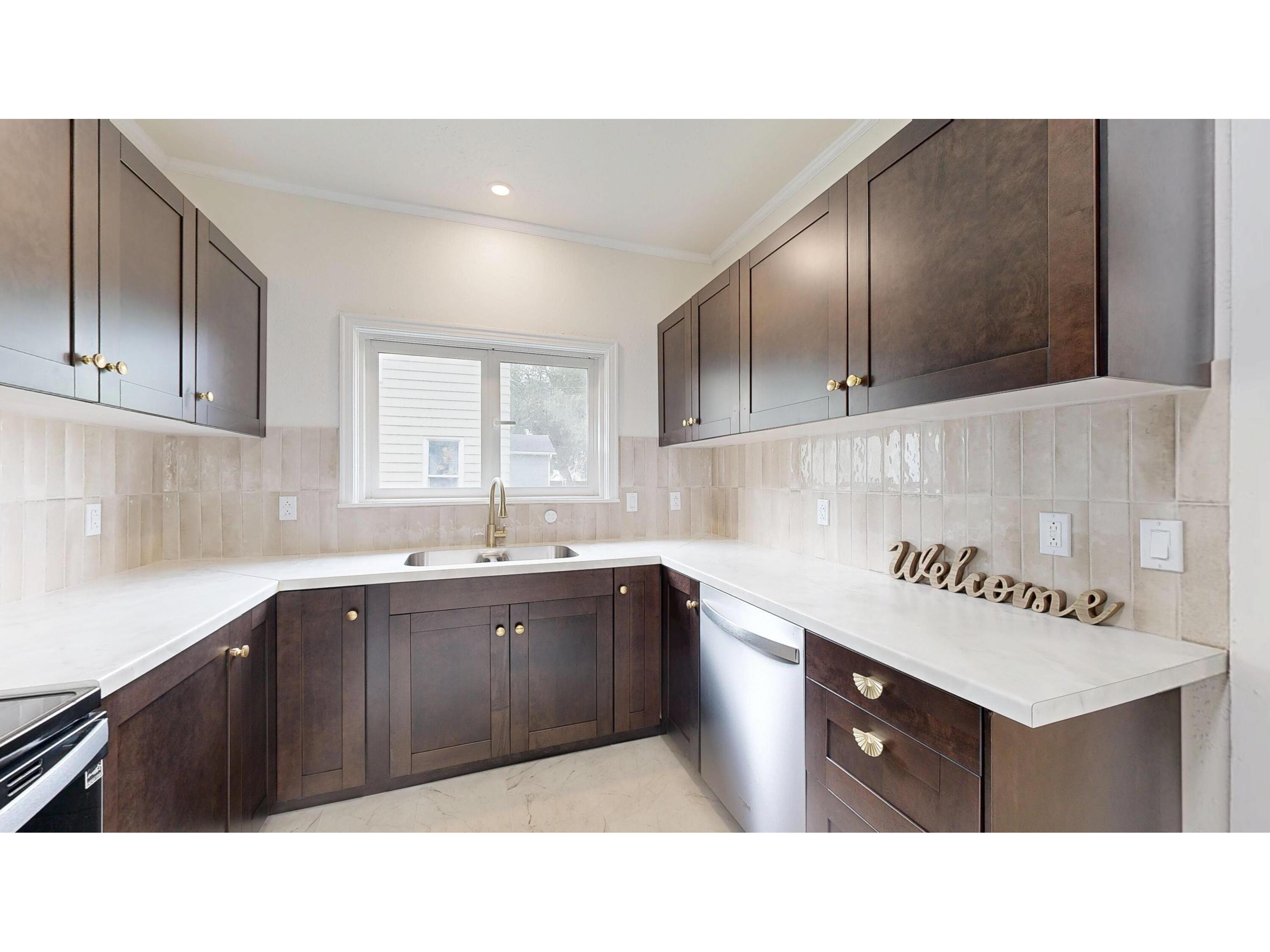 1407 McLean Tomah WI 54660 1940487 image8