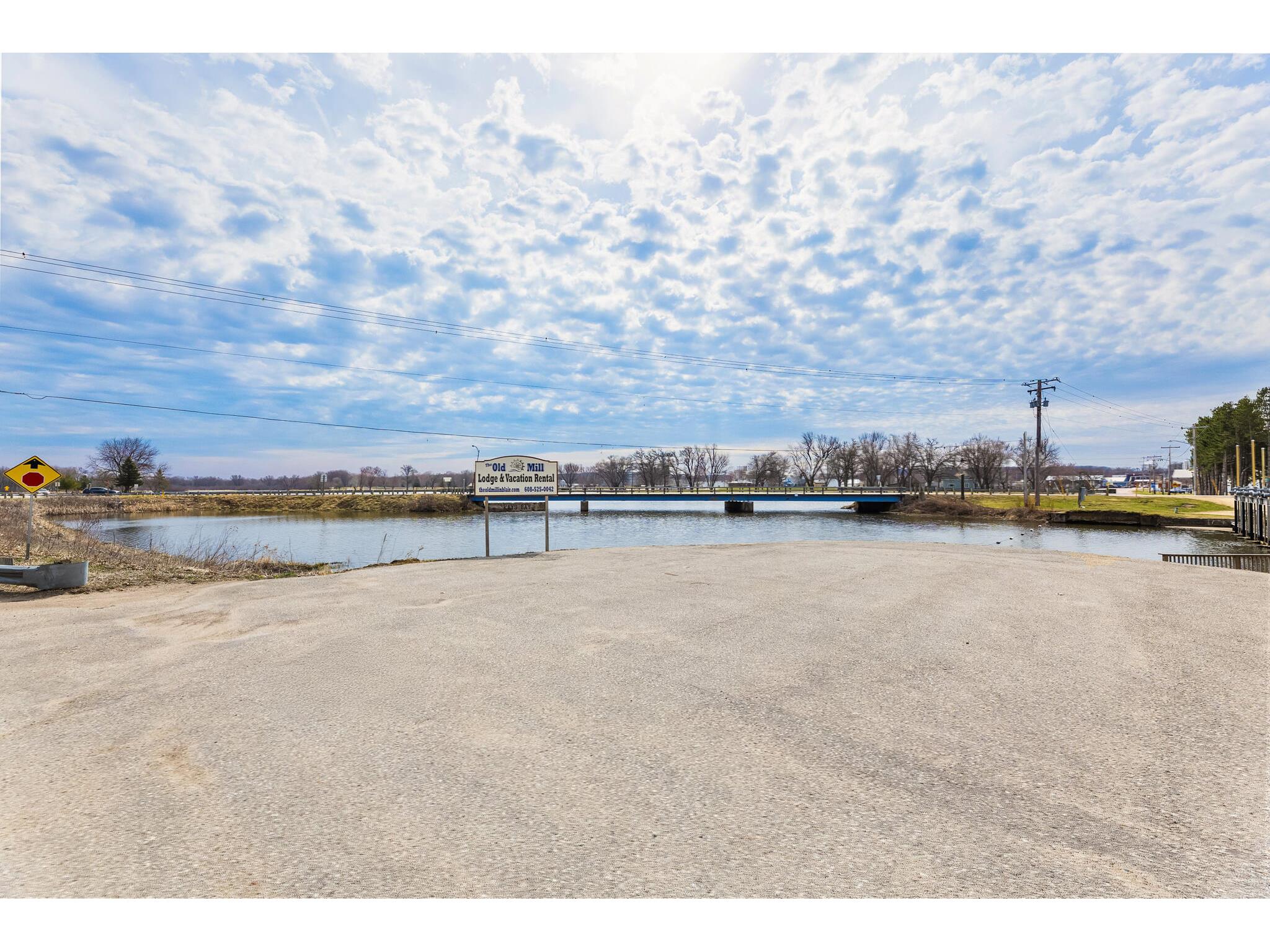 141 W Mill Blair WI 54616 - LAKE HENRY 1968291 image32