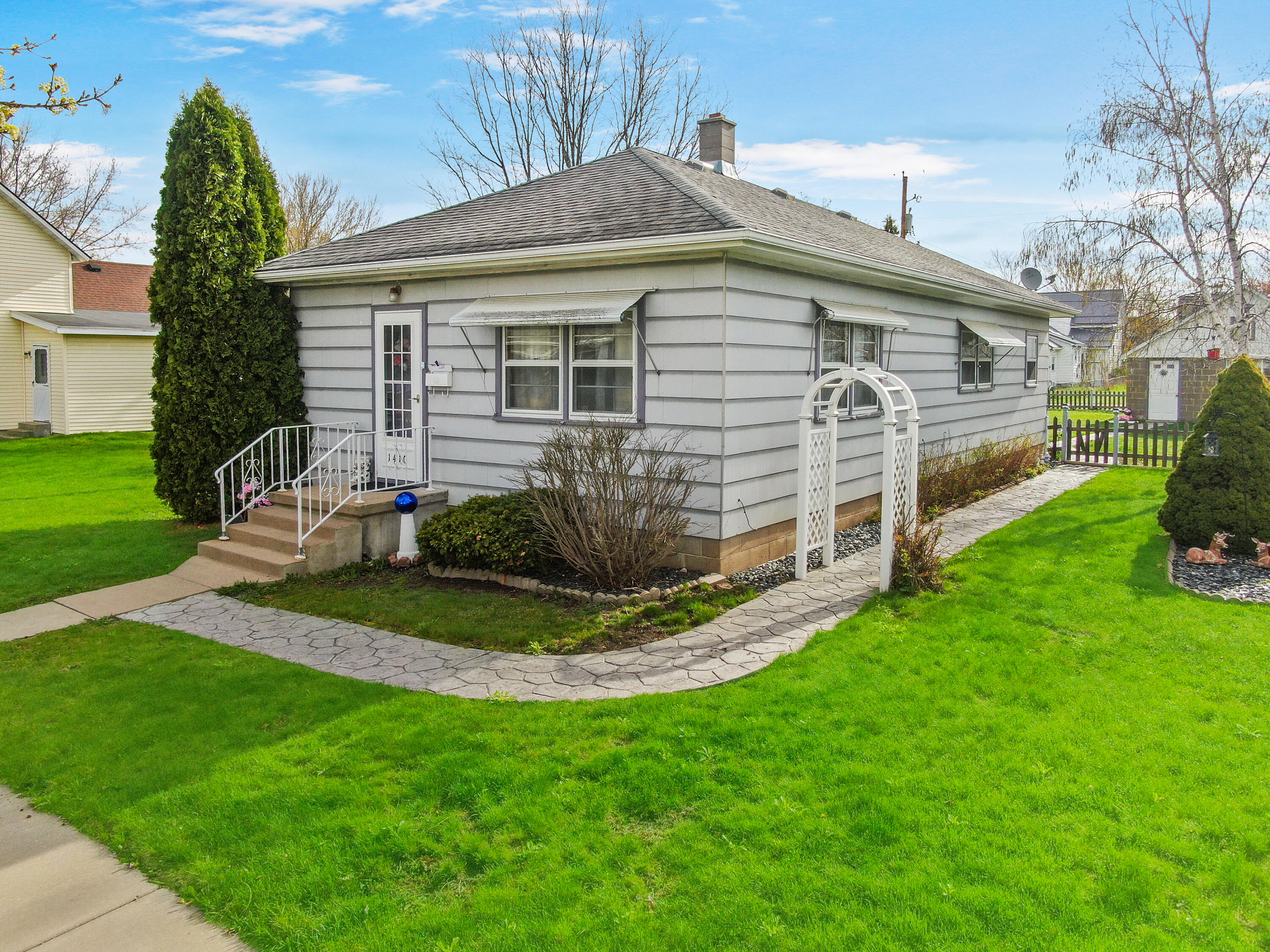 1410 Stoughton Tomah WI 54660 1915889 image1