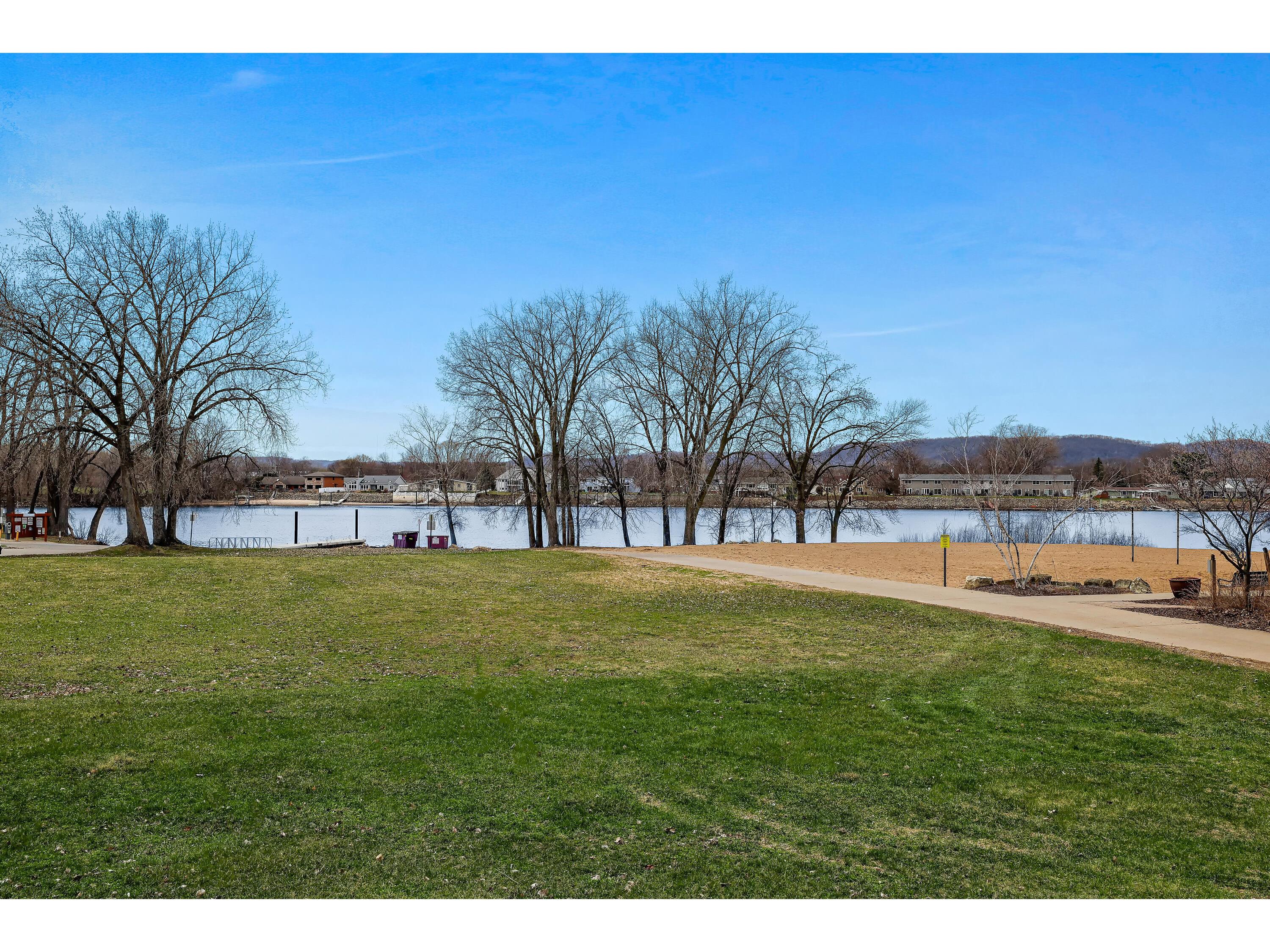 1411 Rose La Crosse WI 54603 1955978 image22