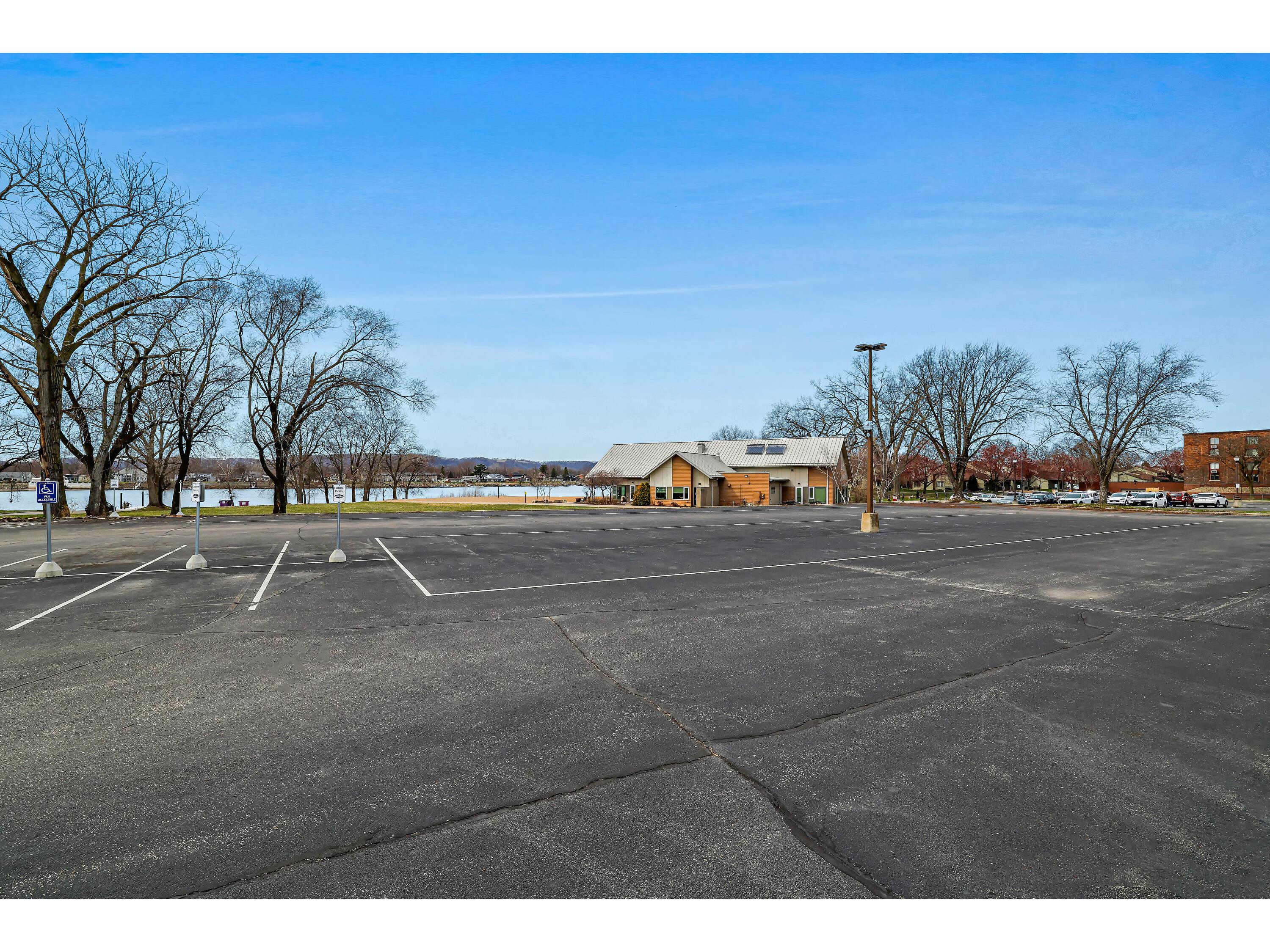 1411 Rose La Crosse WI 54603 1955978 image23