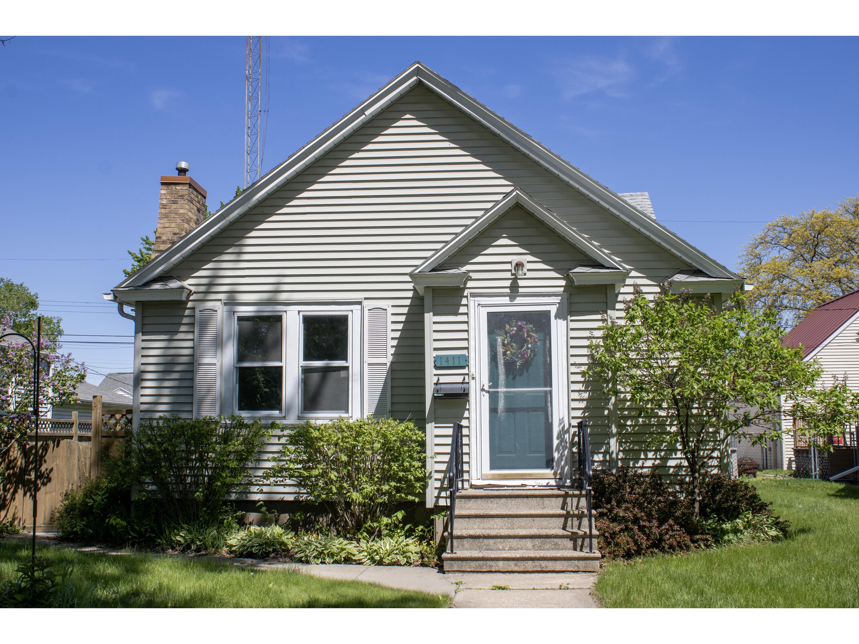 1411 Travis La Crosse WI 54601 1875560 image1