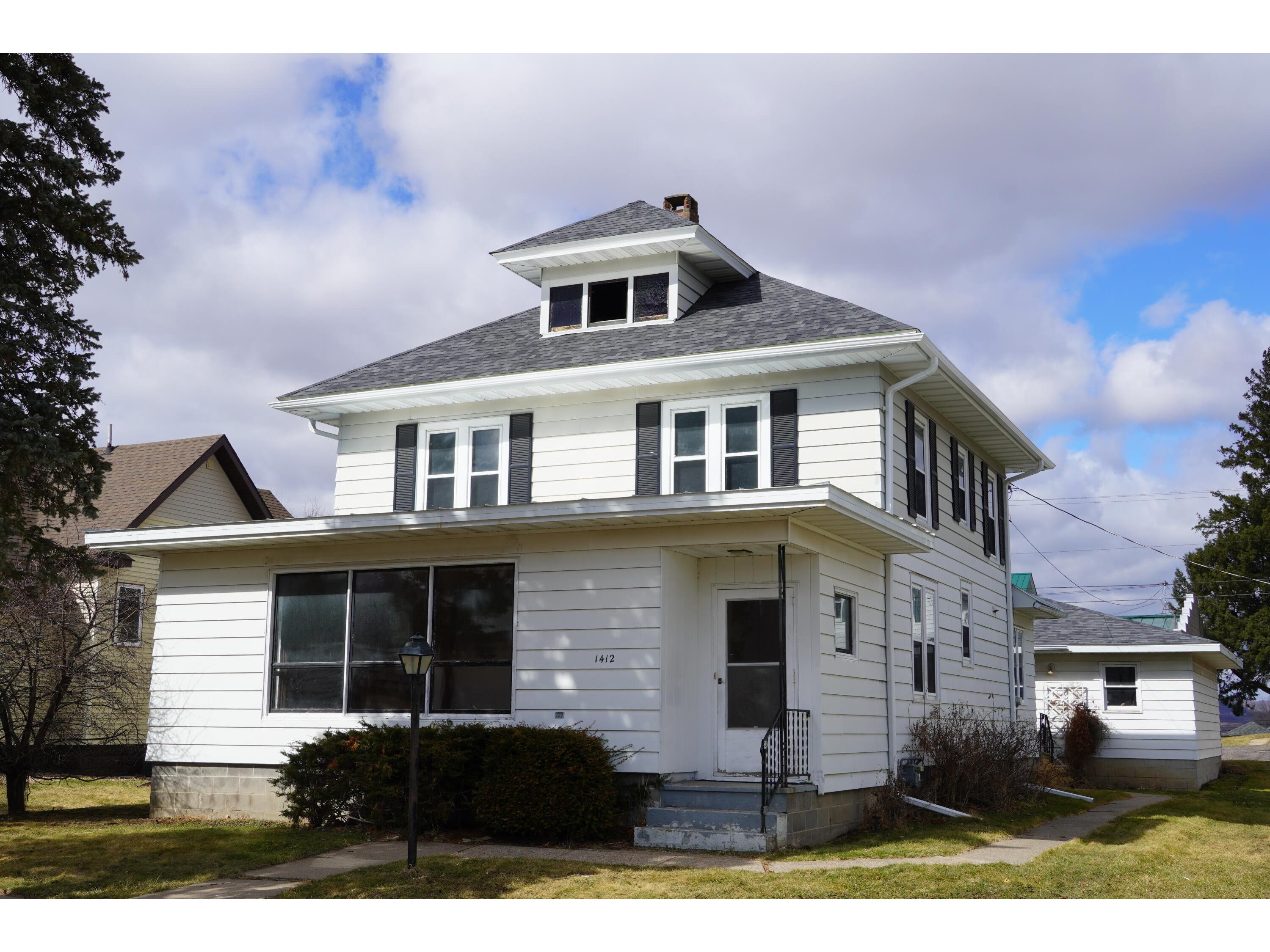 1412 James Bangor WI 54614 1954038 image1
