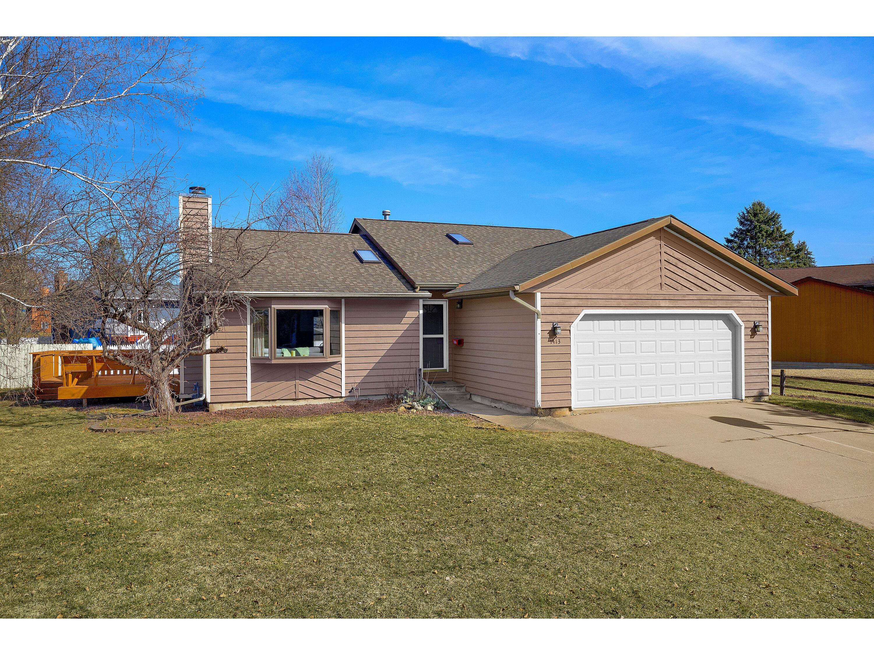 1413 Willow La Crescent MN 55947 1866110 image1