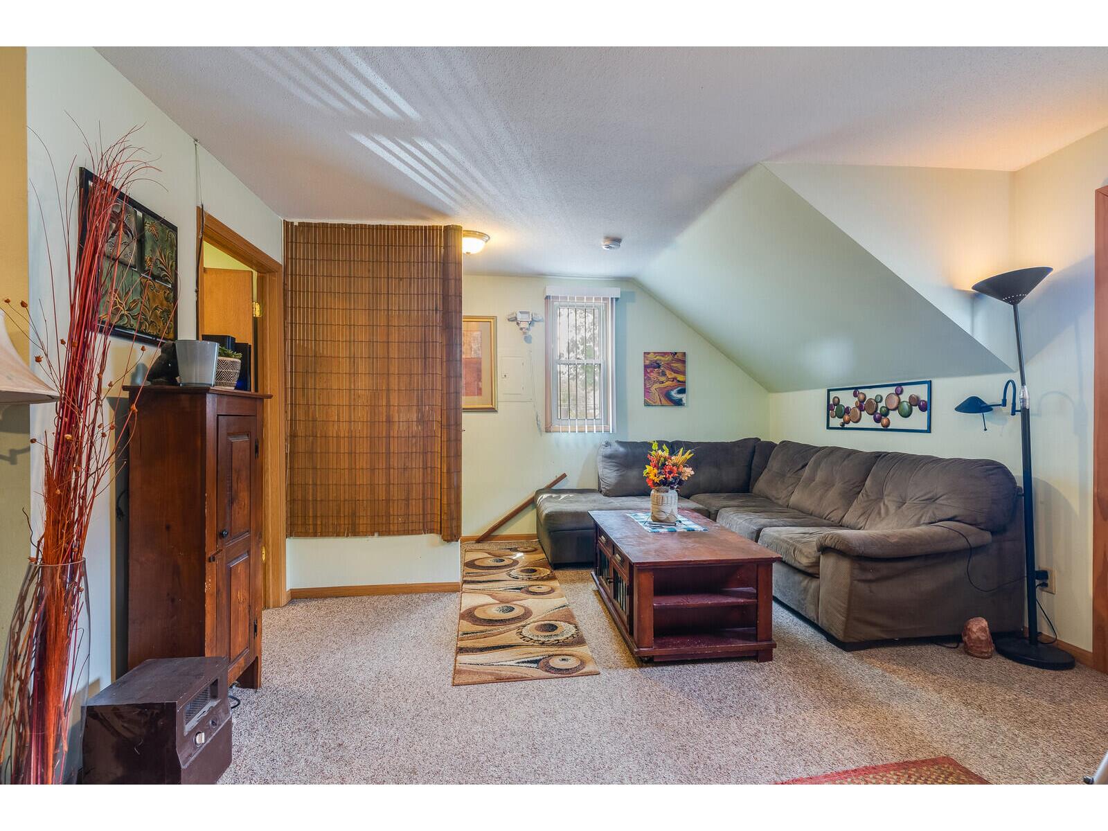 1414 Jackson #1416 La Crosse WI 54601 1963415 image23