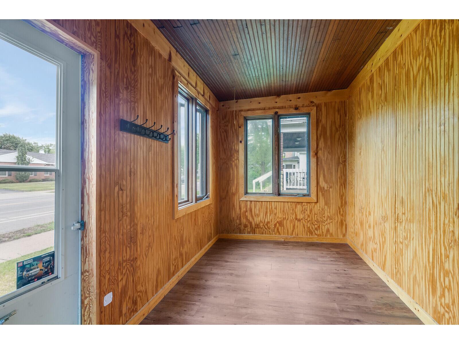 1414 Jackson #1416 La Crosse WI 54601 1963415 image26