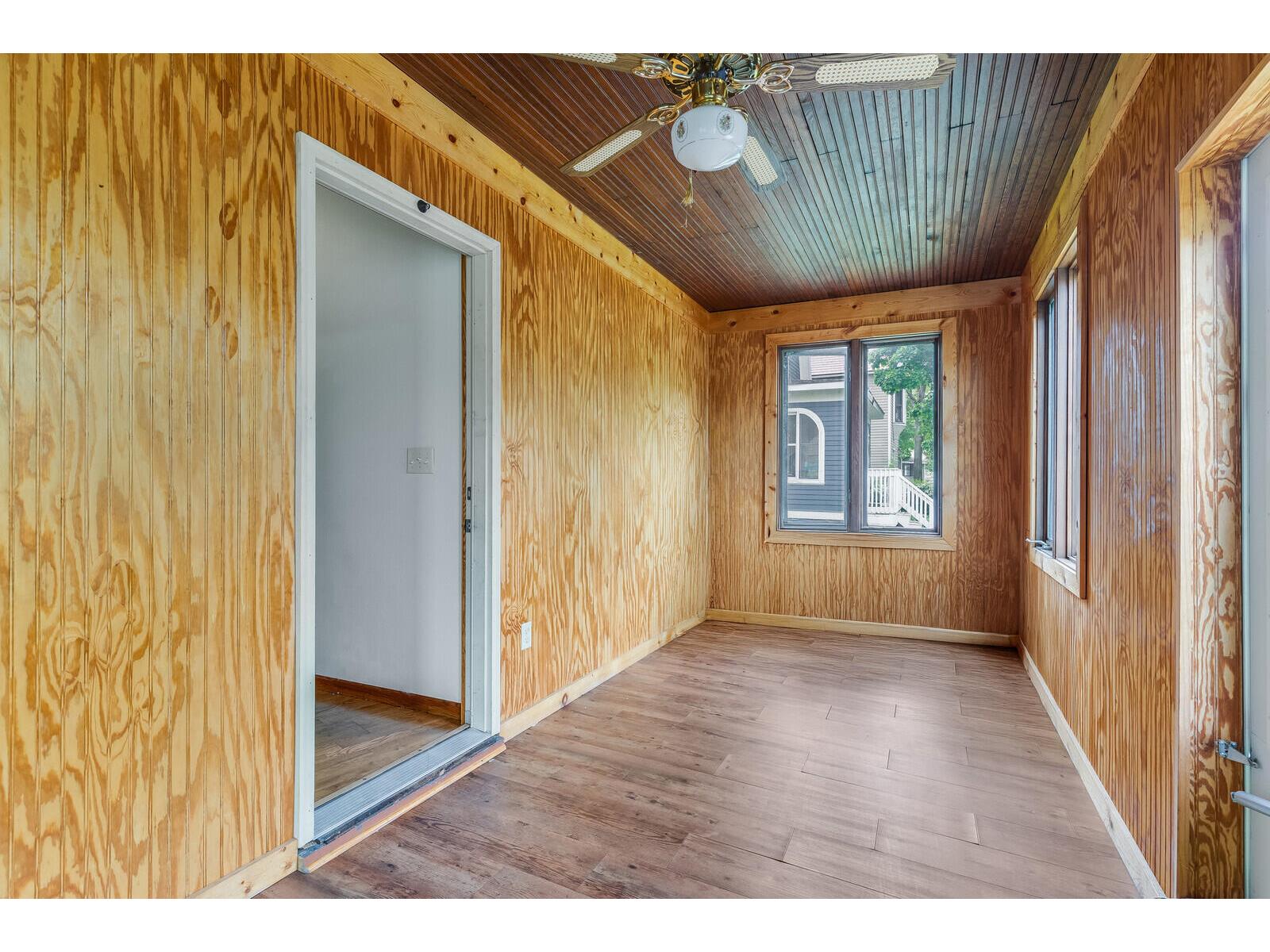 1414 Jackson #1416 La Crosse WI 54601 1963415 image27