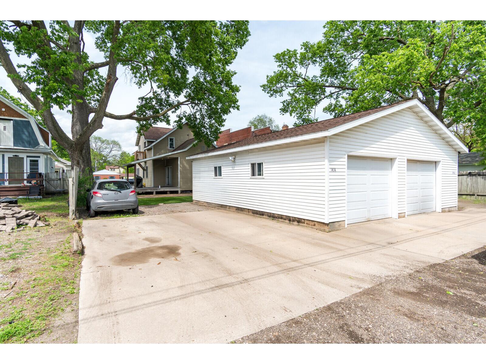 1414 Jackson #1416 La Crosse WI 54601 1963415 image7