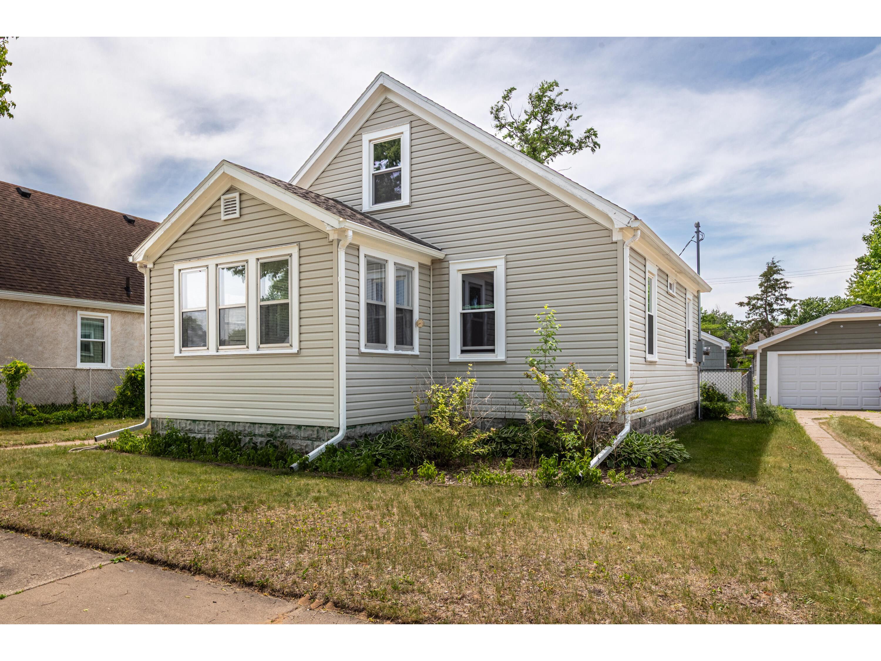 1418 21st La Crosse WI 54601 1964866 image2