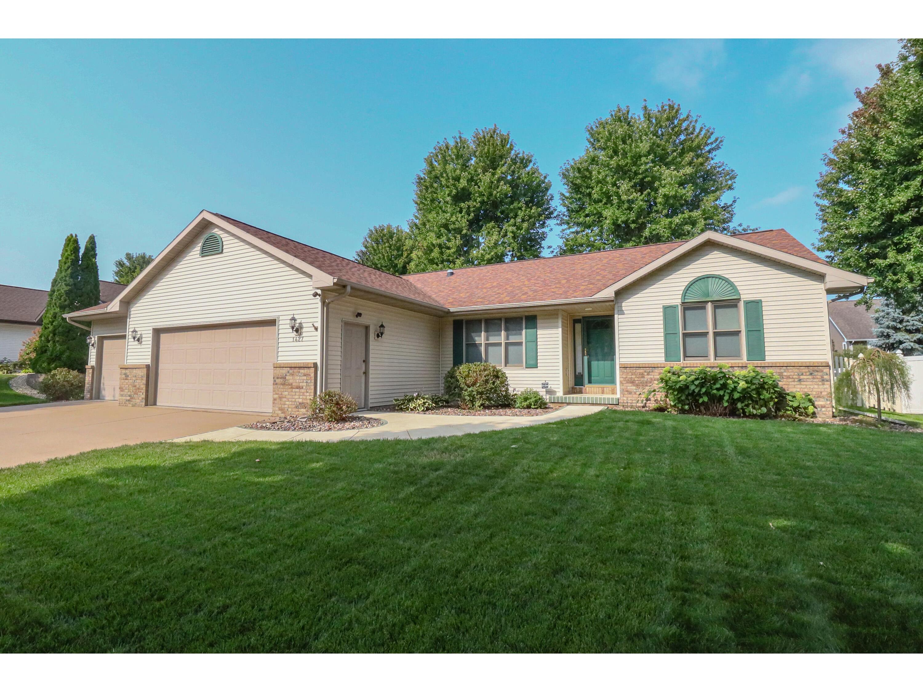 1427 Johnson Onalaska WI 54650 1847975 image1