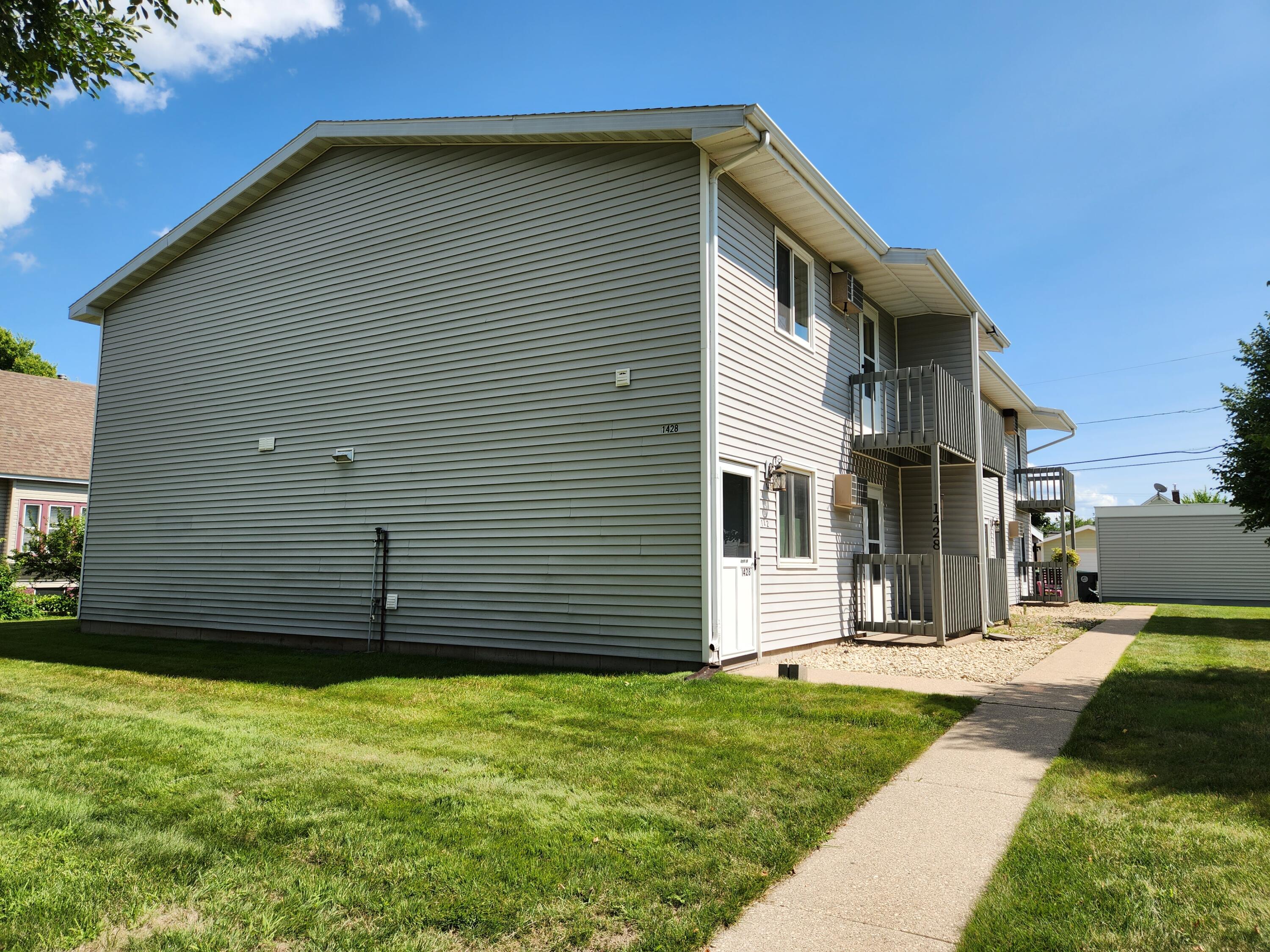 1428 Redfield #1 La Crosse WI 54601 1842845 image1