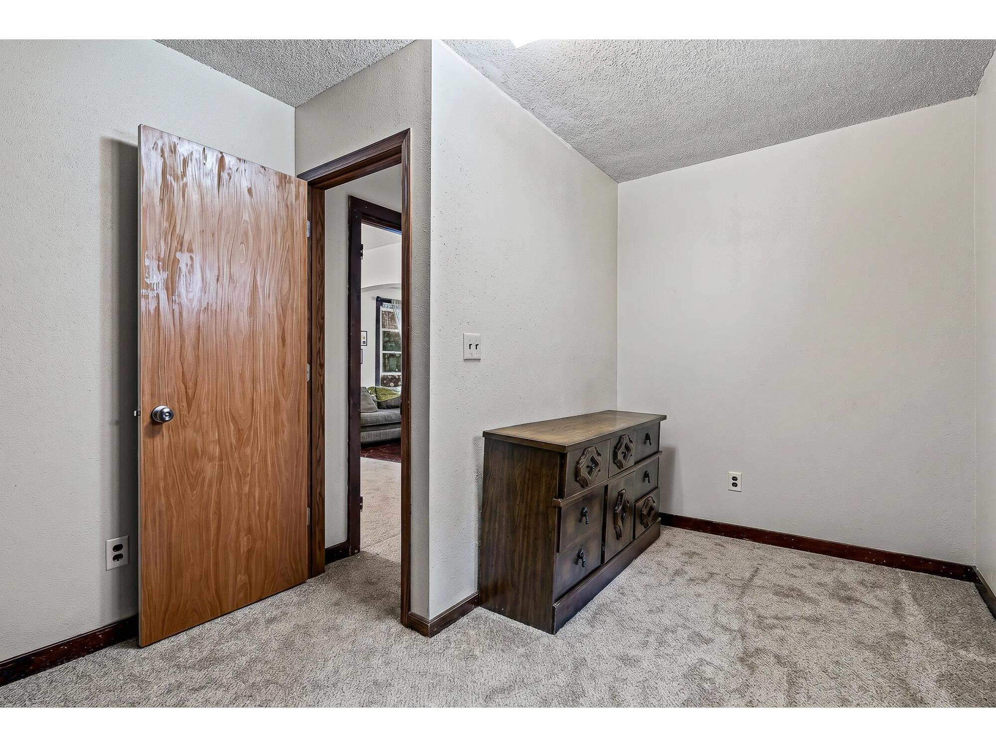 1430 Kane #1432 La Crosse WI 54603 1962606 image6