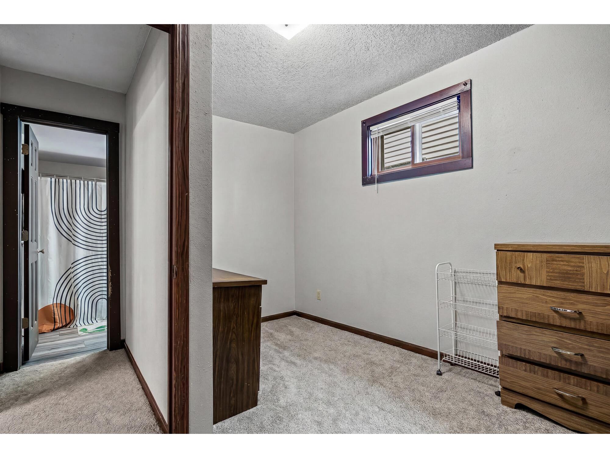 1430 Kane #1432 La Crosse WI 54603 1962606 image8