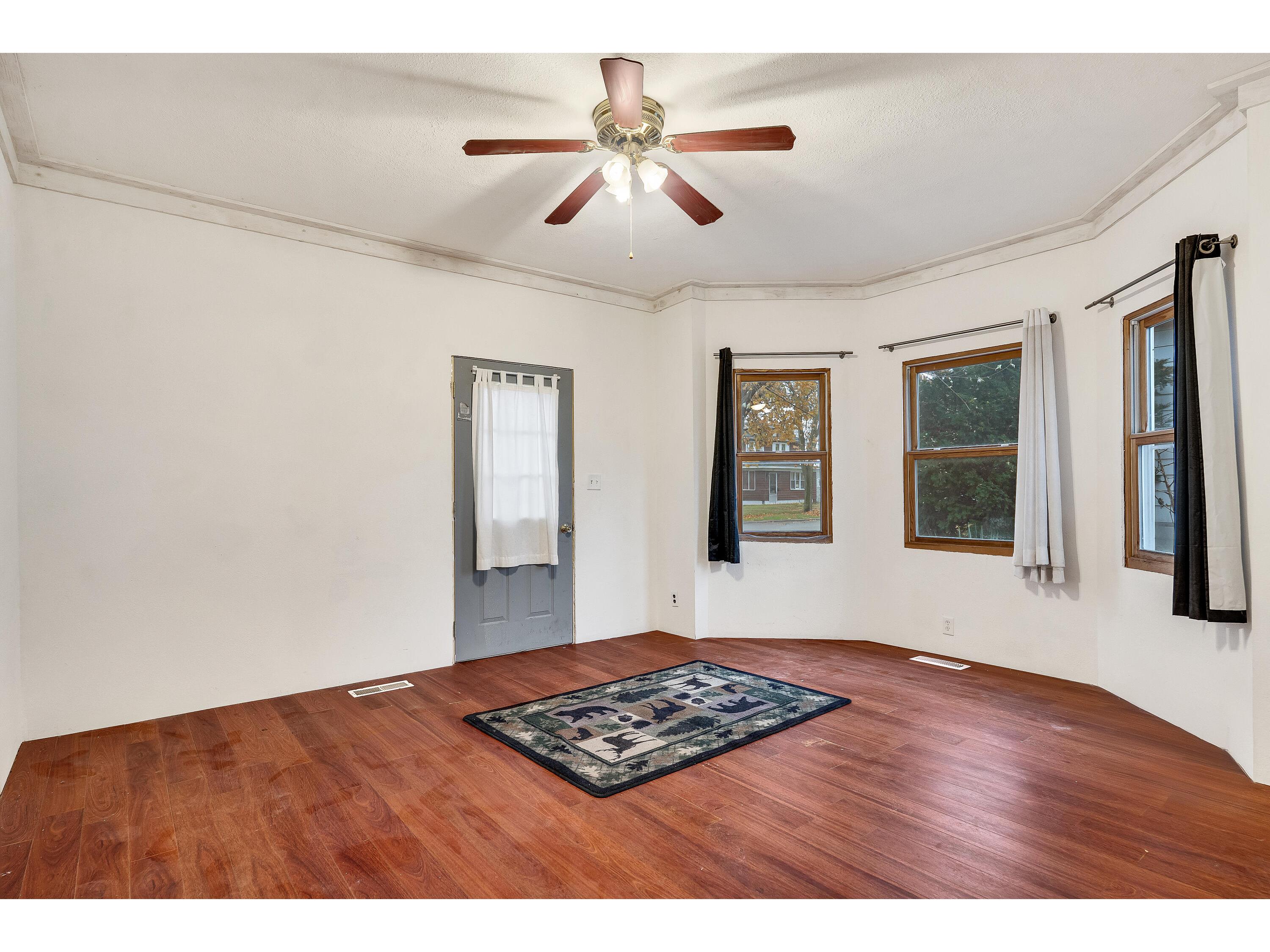 1437 Kane La Crosse WI 54603 1943380 image5