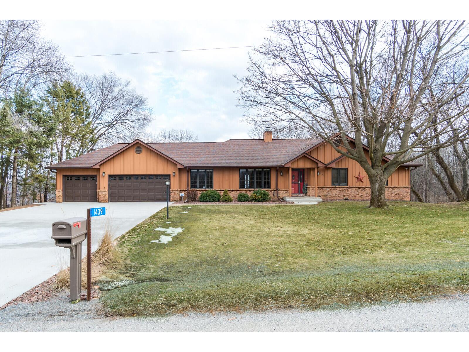 1439 Crescent Hills La Crescent MN 55947 1864286 image1