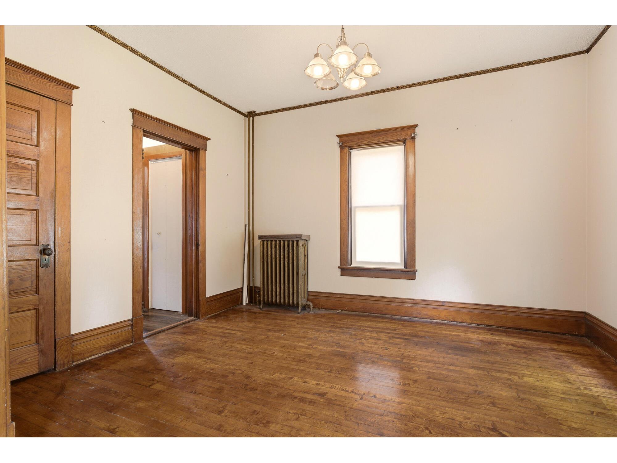 1453 Charles La Crosse WI 54603 1965371 image10