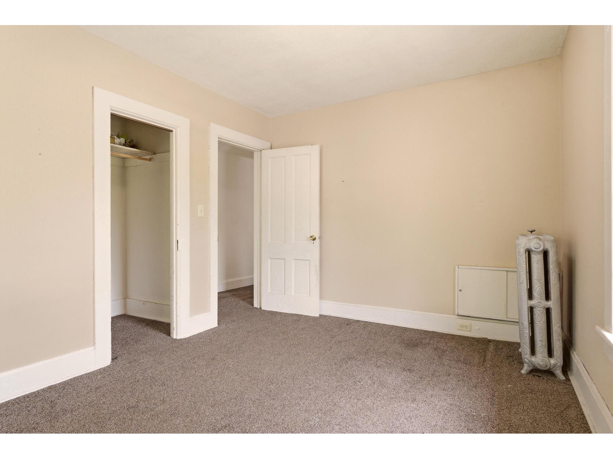 1453 Charles La Crosse WI 54603 1965371 image21