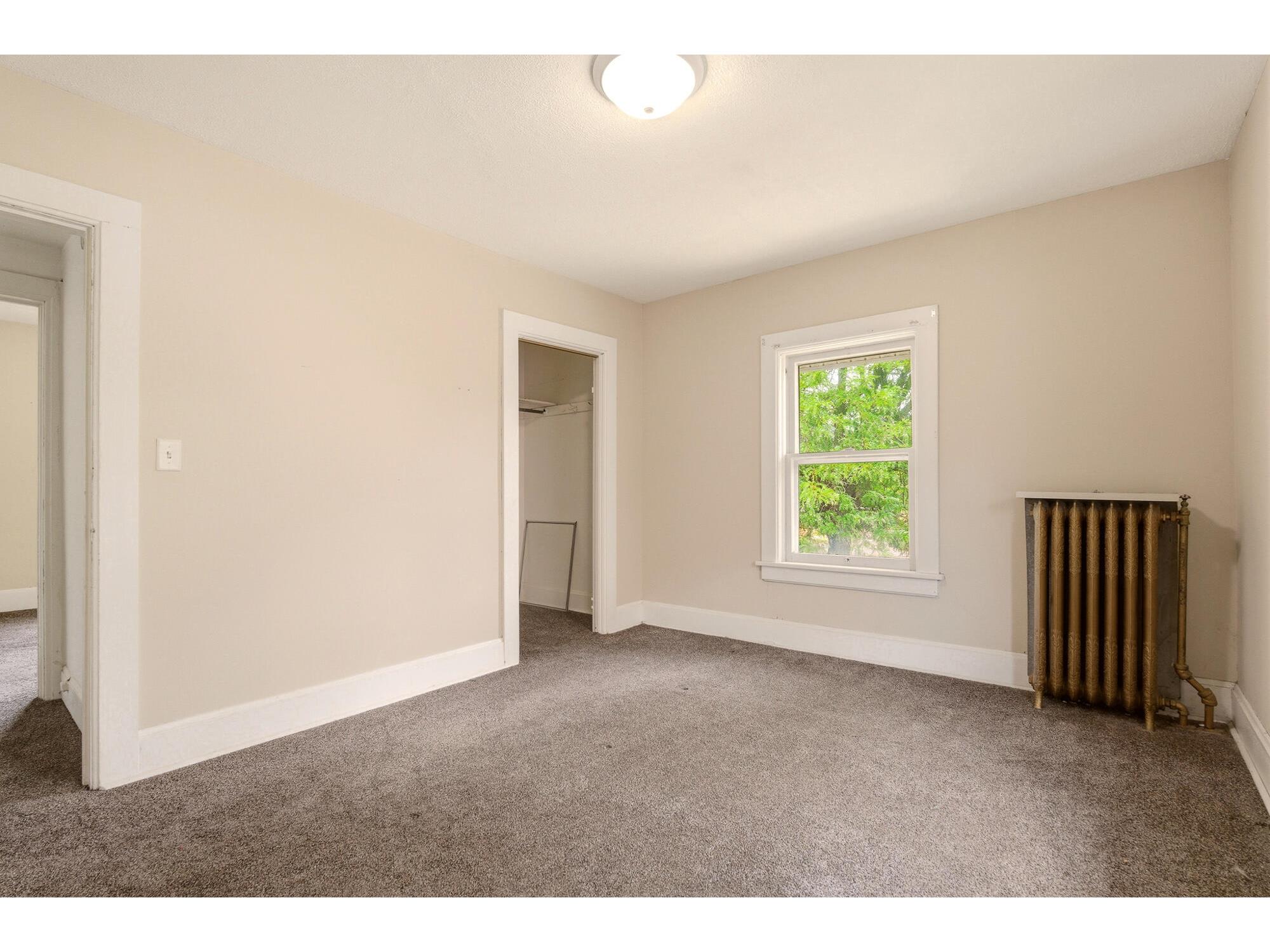 1453 Charles La Crosse WI 54603 1965371 image23