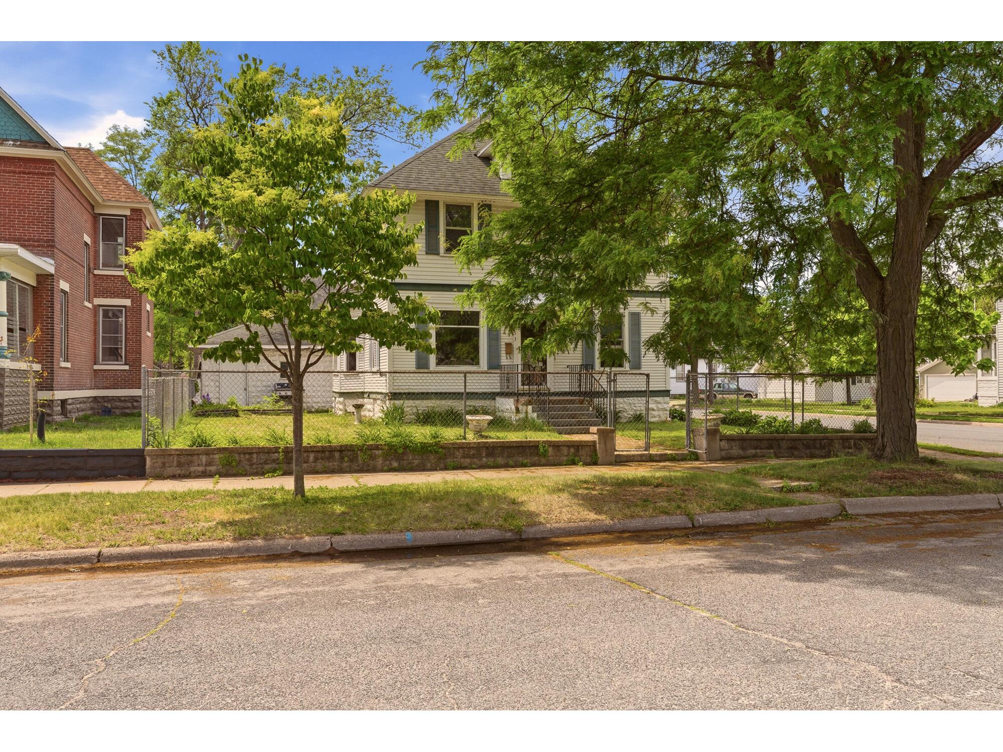 1453 Charles La Crosse WI 54603 1965371 image3
