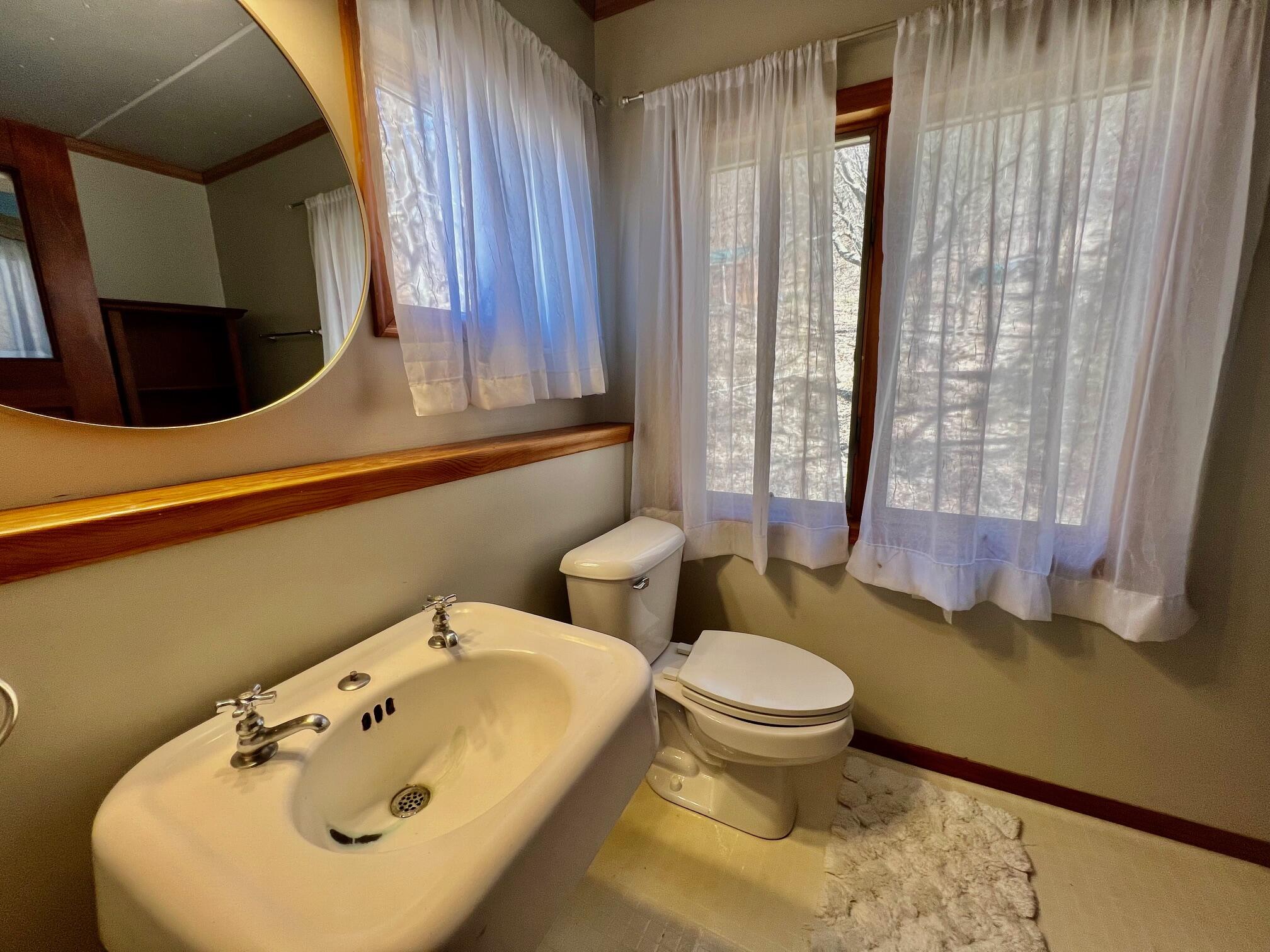 148 Main Ferryville WI 54628 1953338 image32
