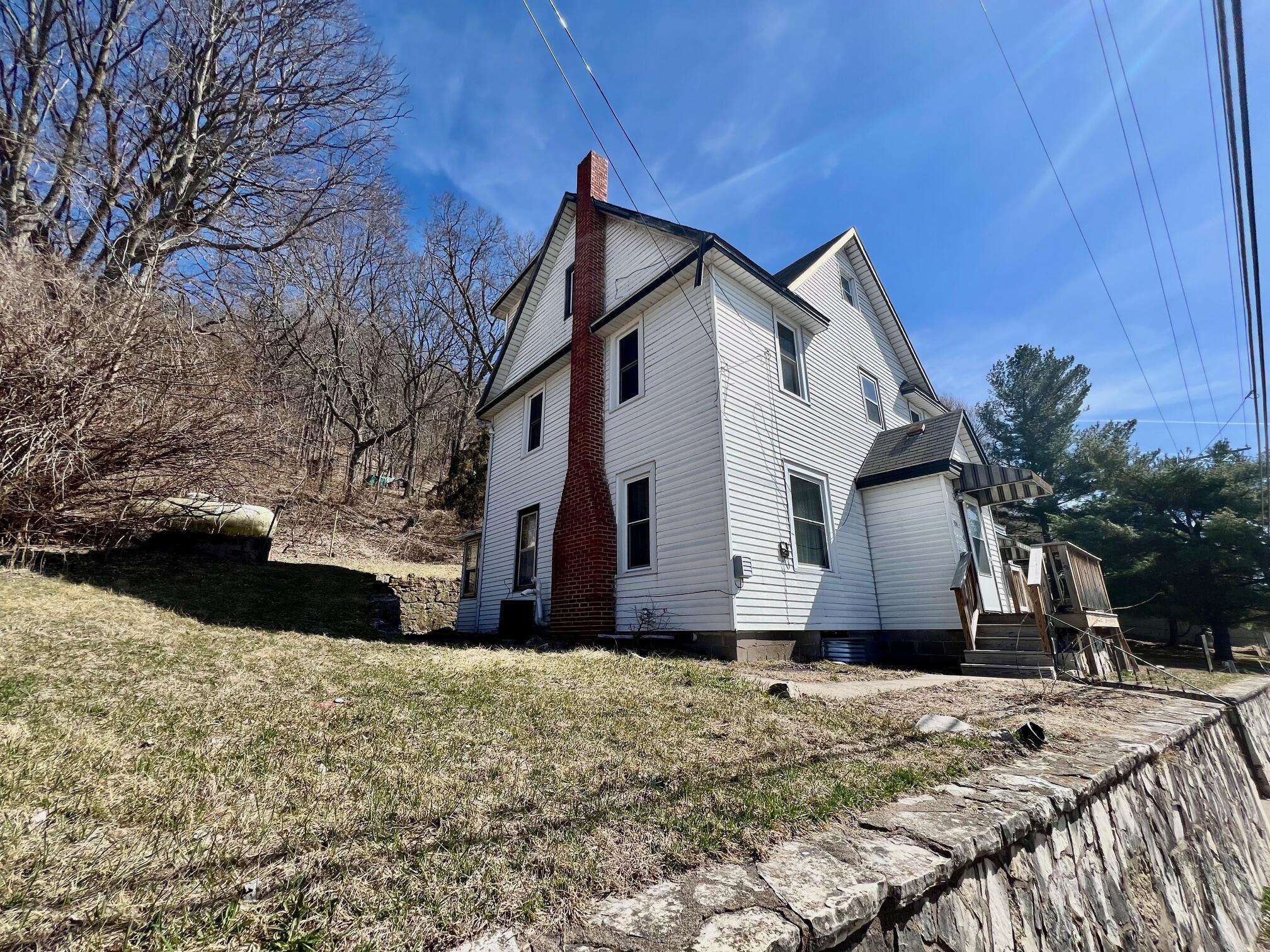 148 Main Ferryville WI 54628 1953338 image37