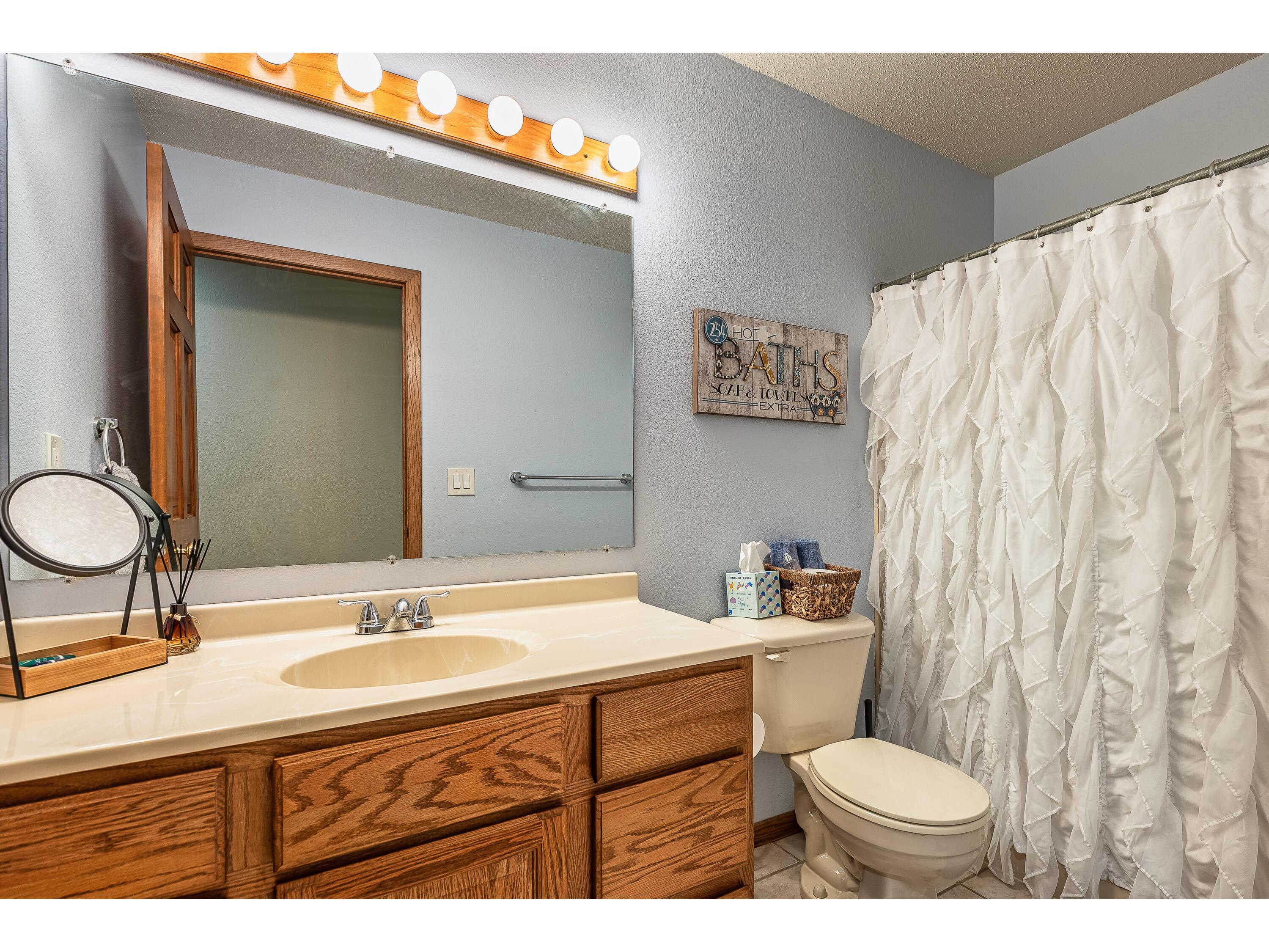 14812 Hibiscus Tomah WI 54660 1957844 image21