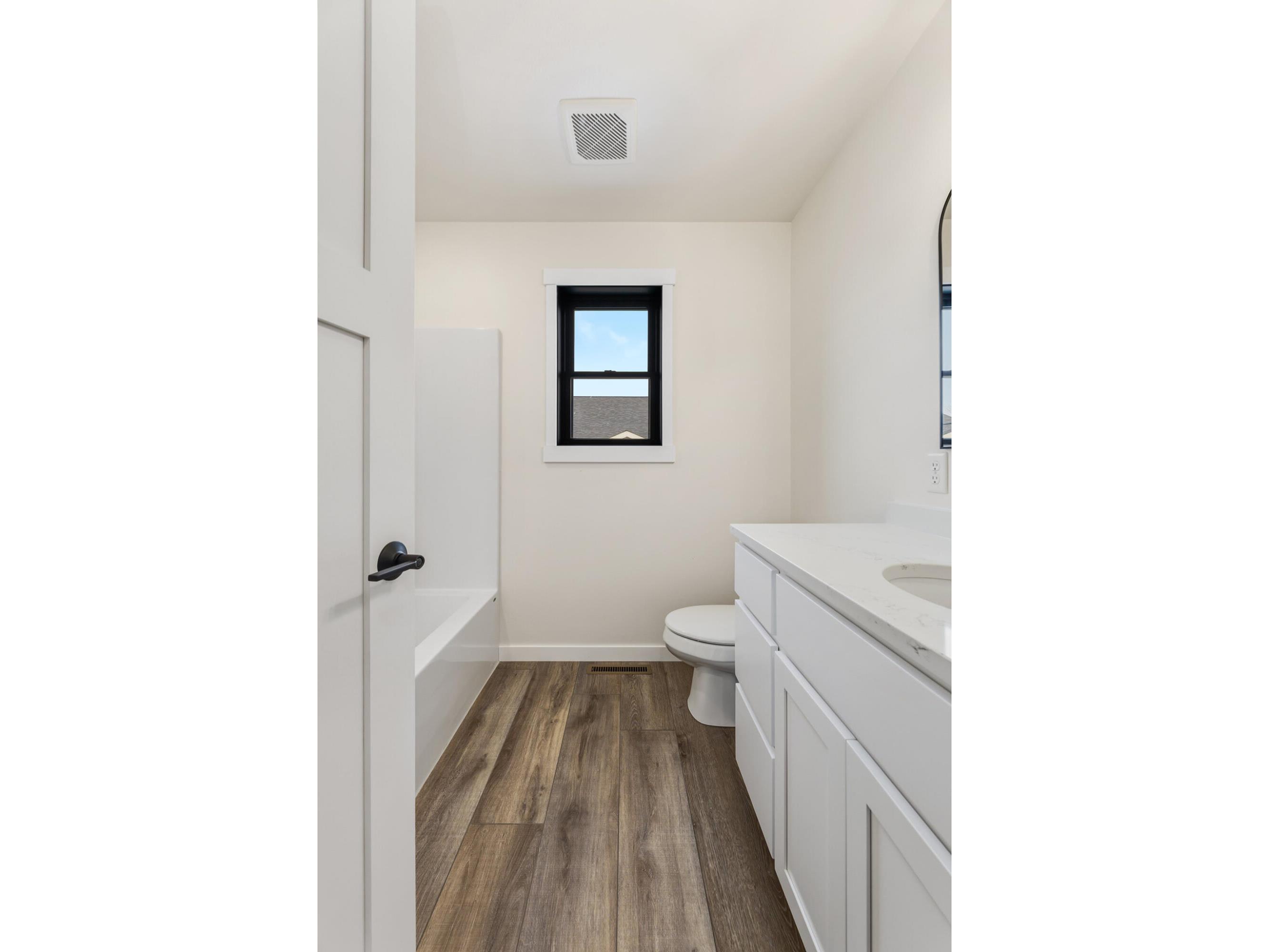 1508 Pioneer Holmen WI 54636 1950059 image21