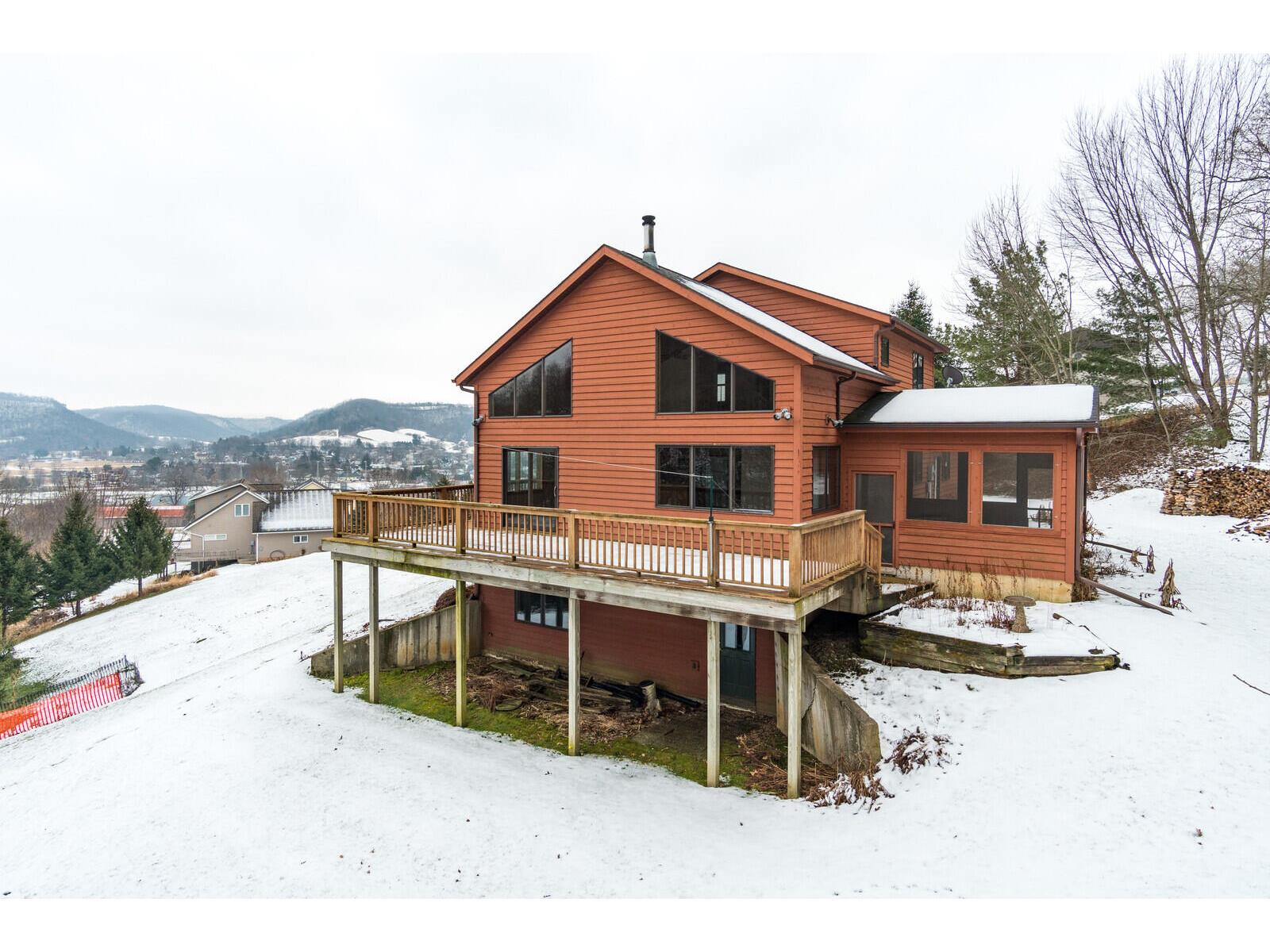 151 Hoff Coon Valley WI 54623 1820419 image1