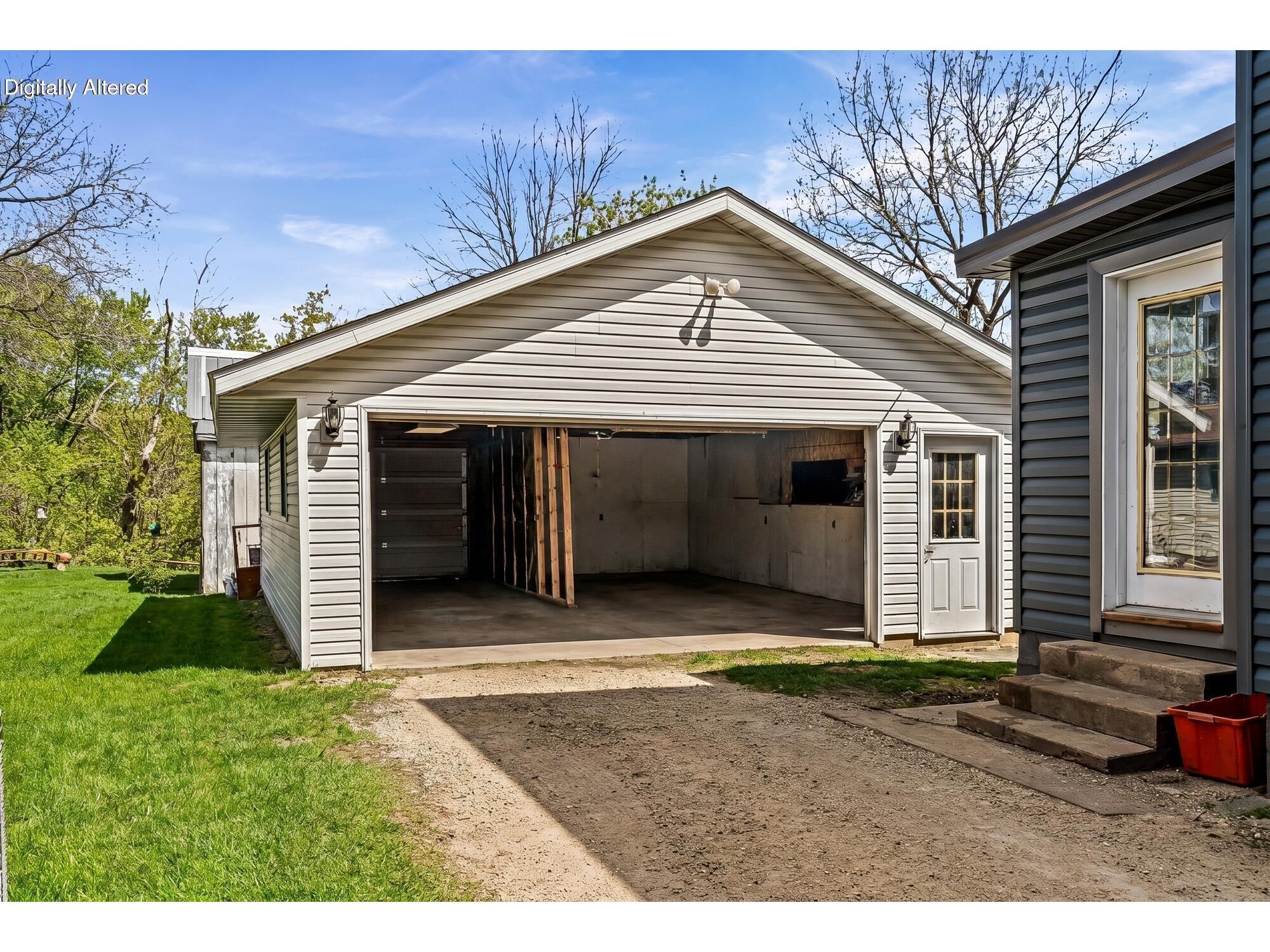 1510 Badger Bangor WI 54614 1961126 image33