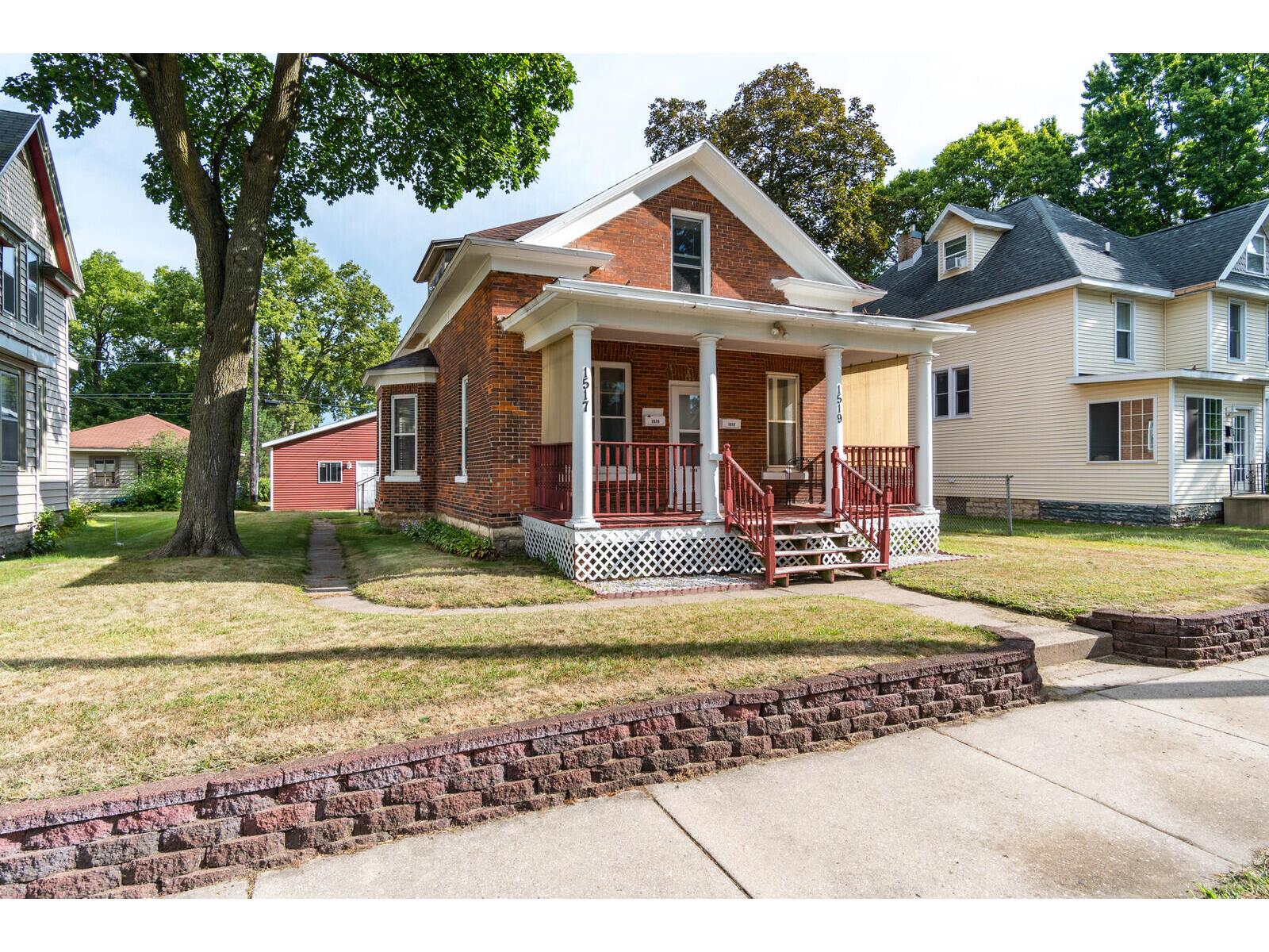 1517 Market #1519 La Crosse WI 54601 1889614 image1