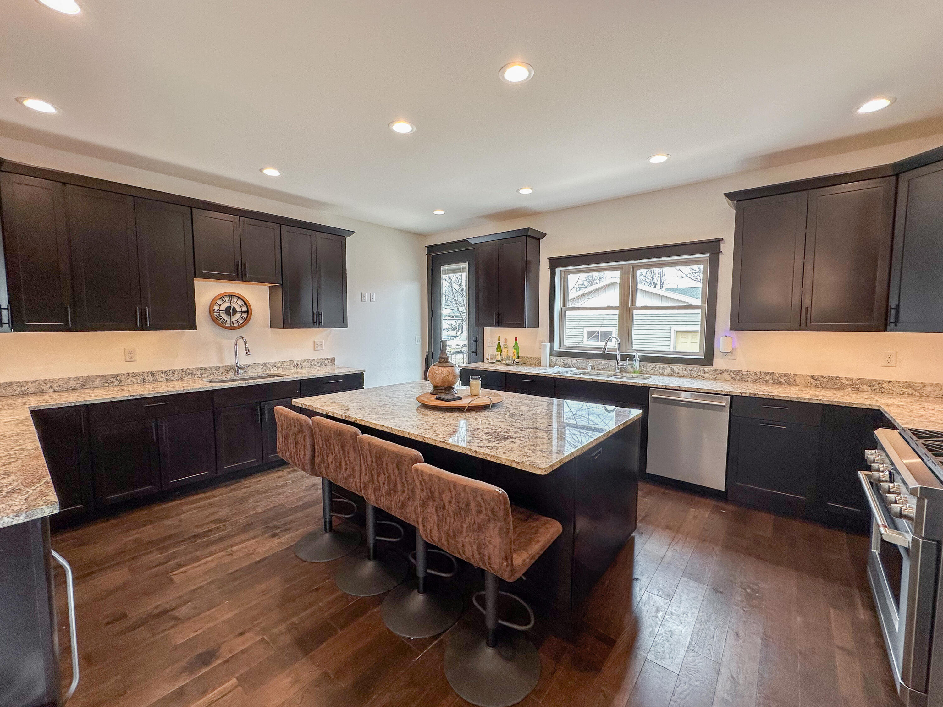 1519 9th La Crosse WI 54601 1952902 image9