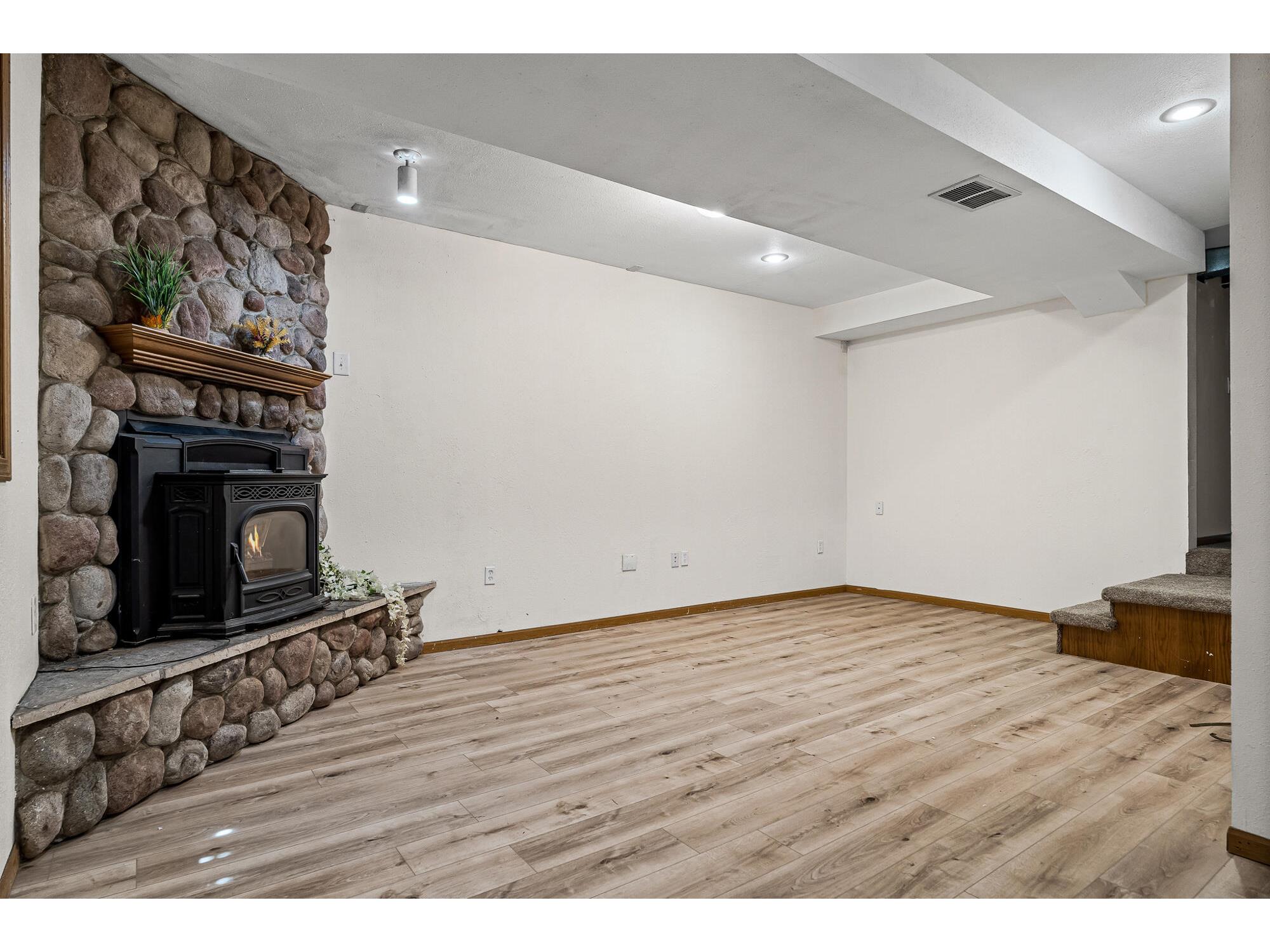 1519 Kane La Crosse WI 54603 1967645 image34