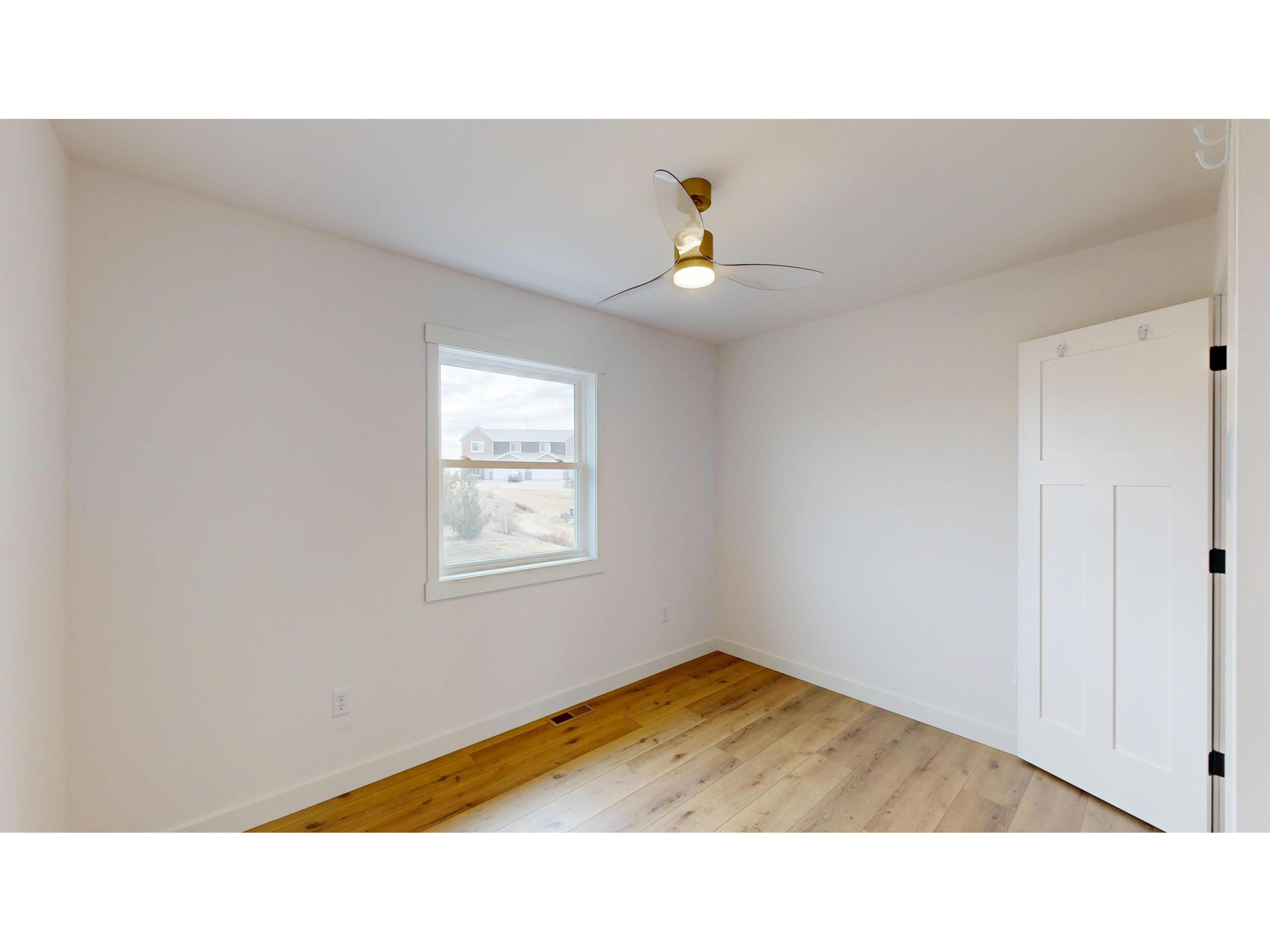 152 Sunflower Westby WI 54667 1949082 image16