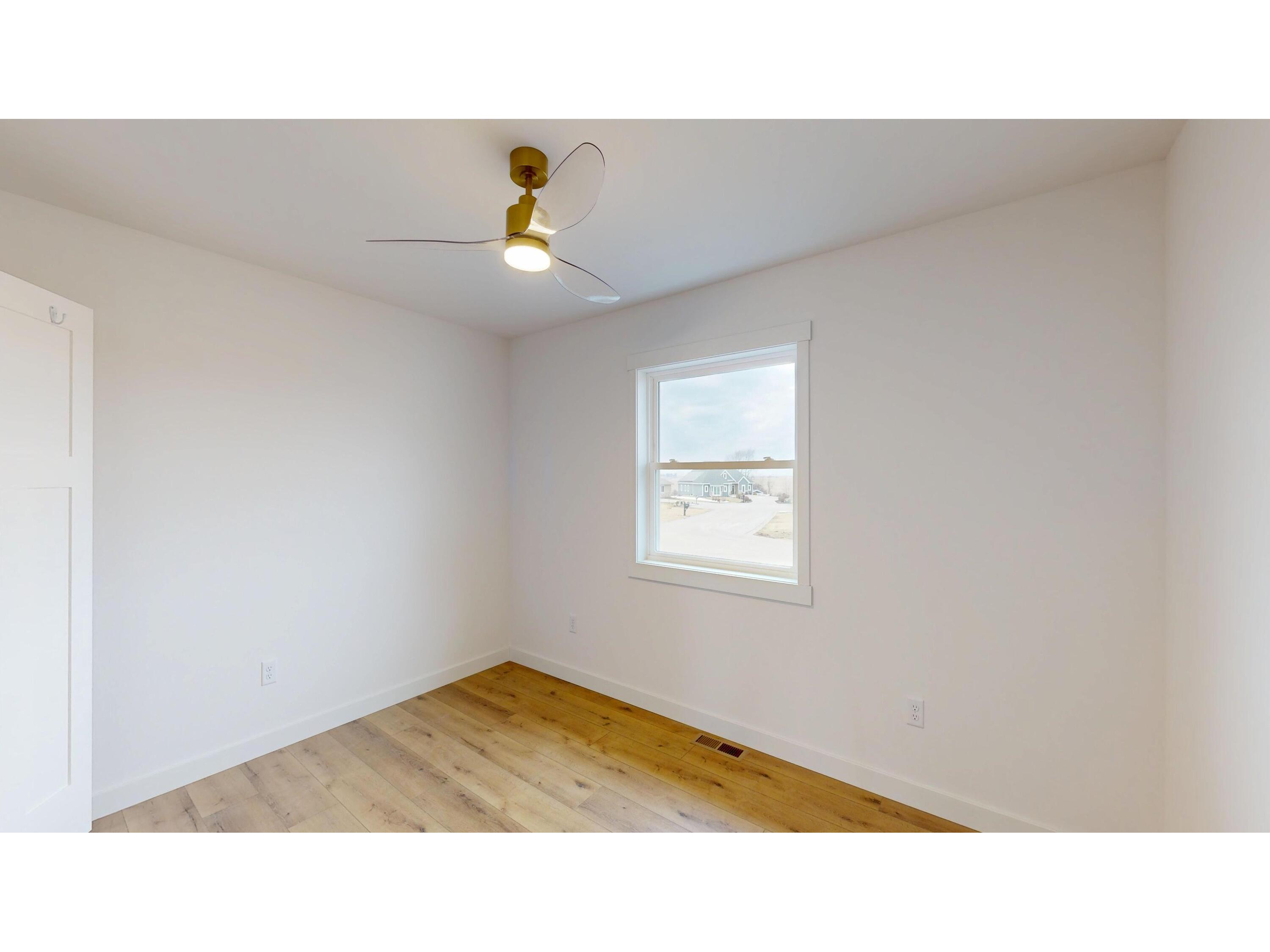 152 Sunflower Westby WI 54667 1949082 image18