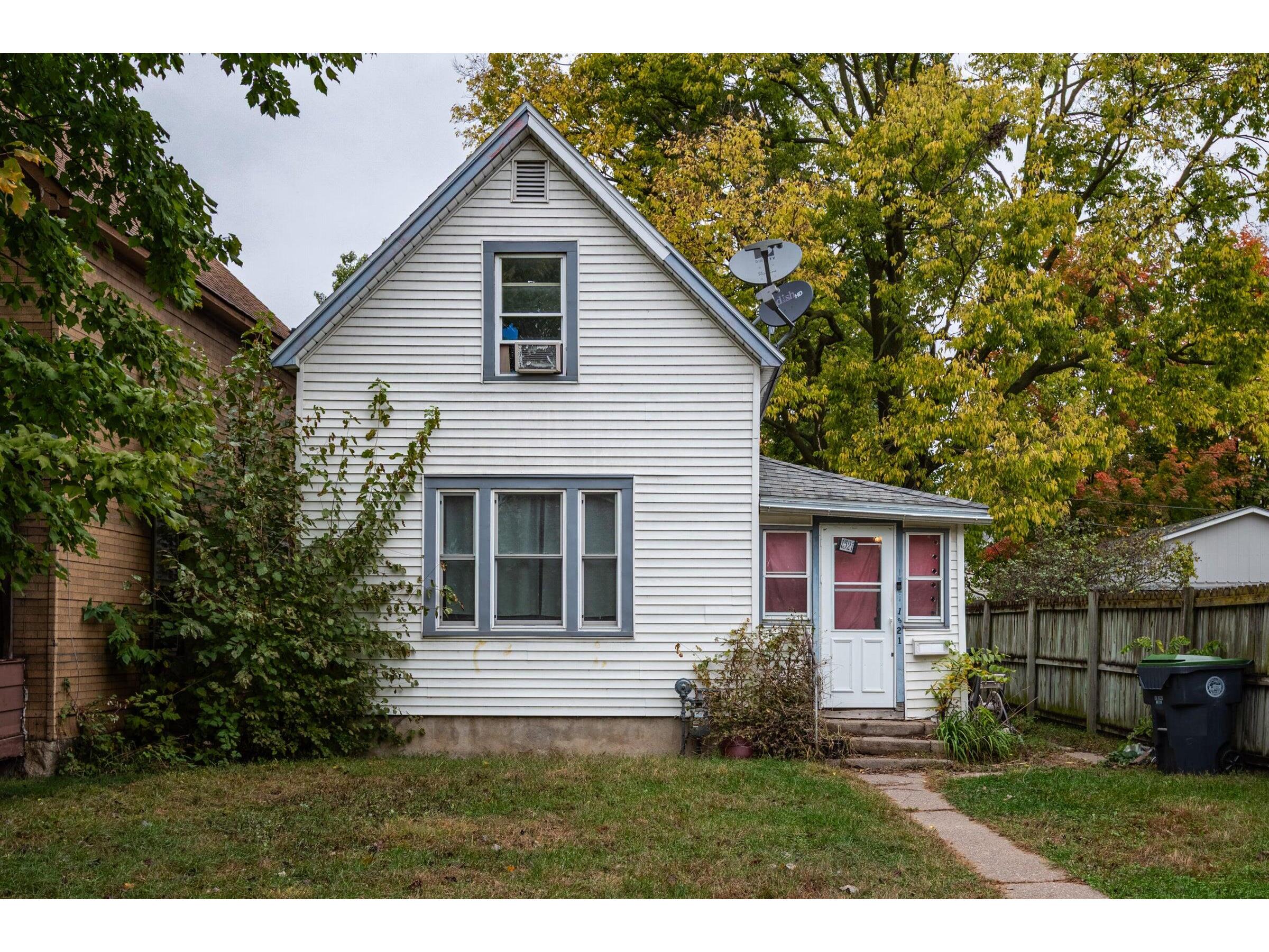 1521 Denton La Crosse WI 54601 1945579 image1