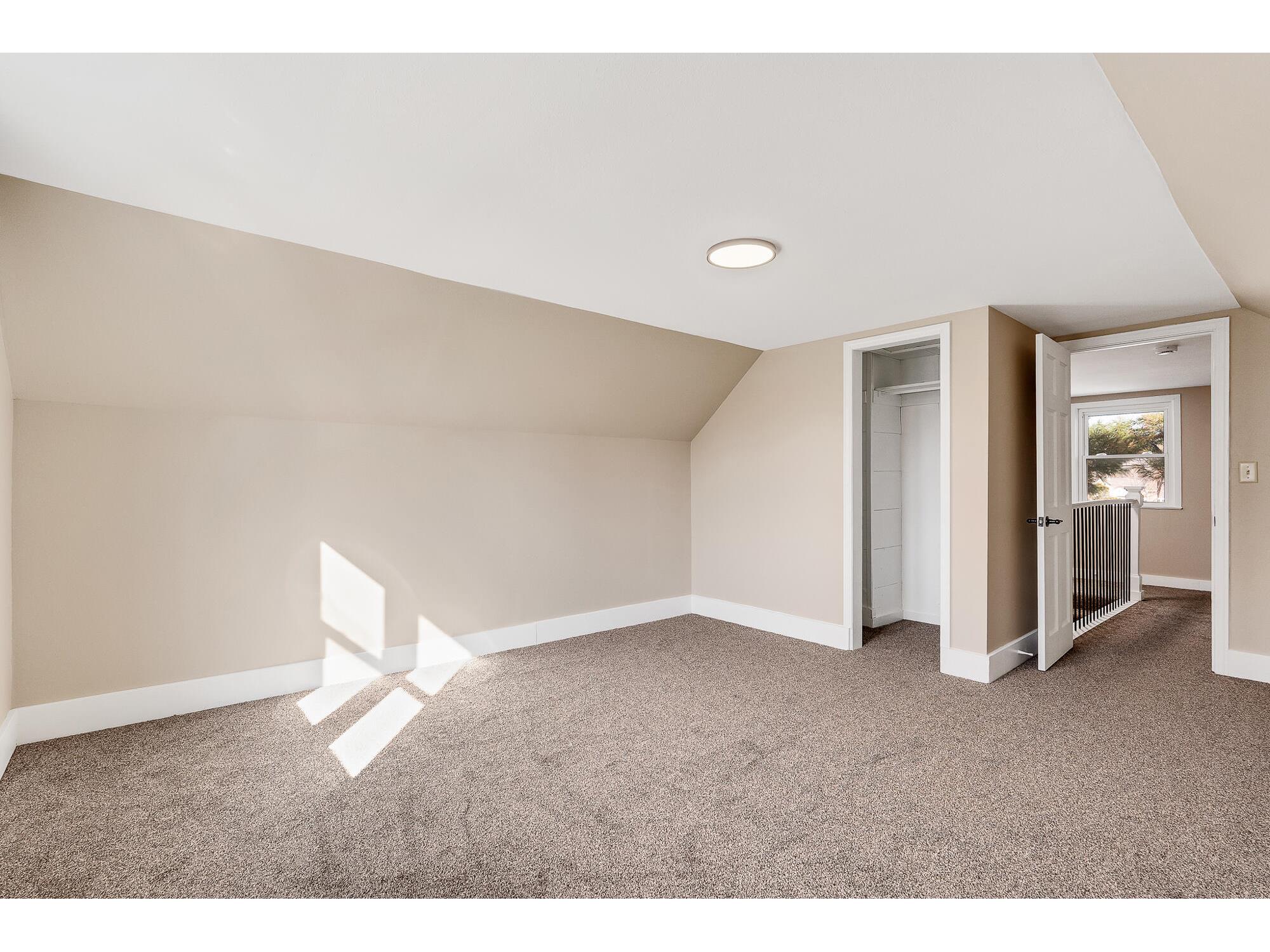 1521 Travis La Crosse WI 54601 1954481 image20