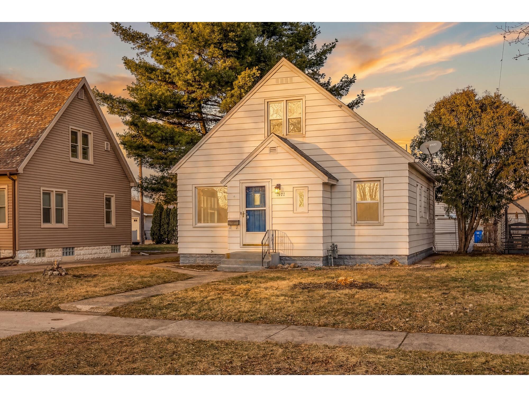 1521 Travis La Crosse WI 54601 1954481 image27