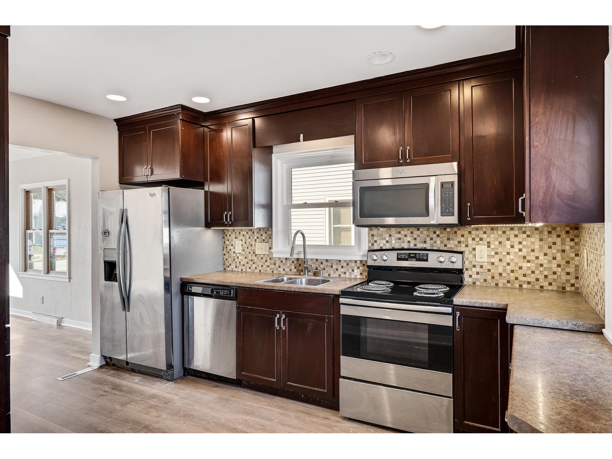 1521 Travis La Crosse WI 54601 1954481 image8