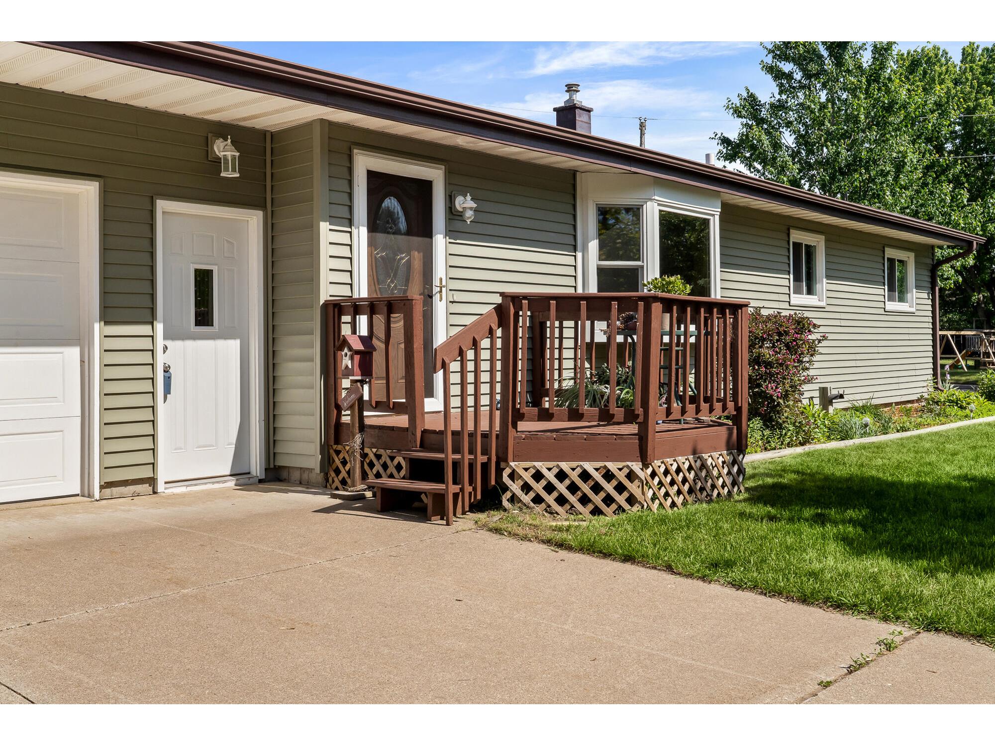 1527 Holley Holmen WI 54636 1965764 image2